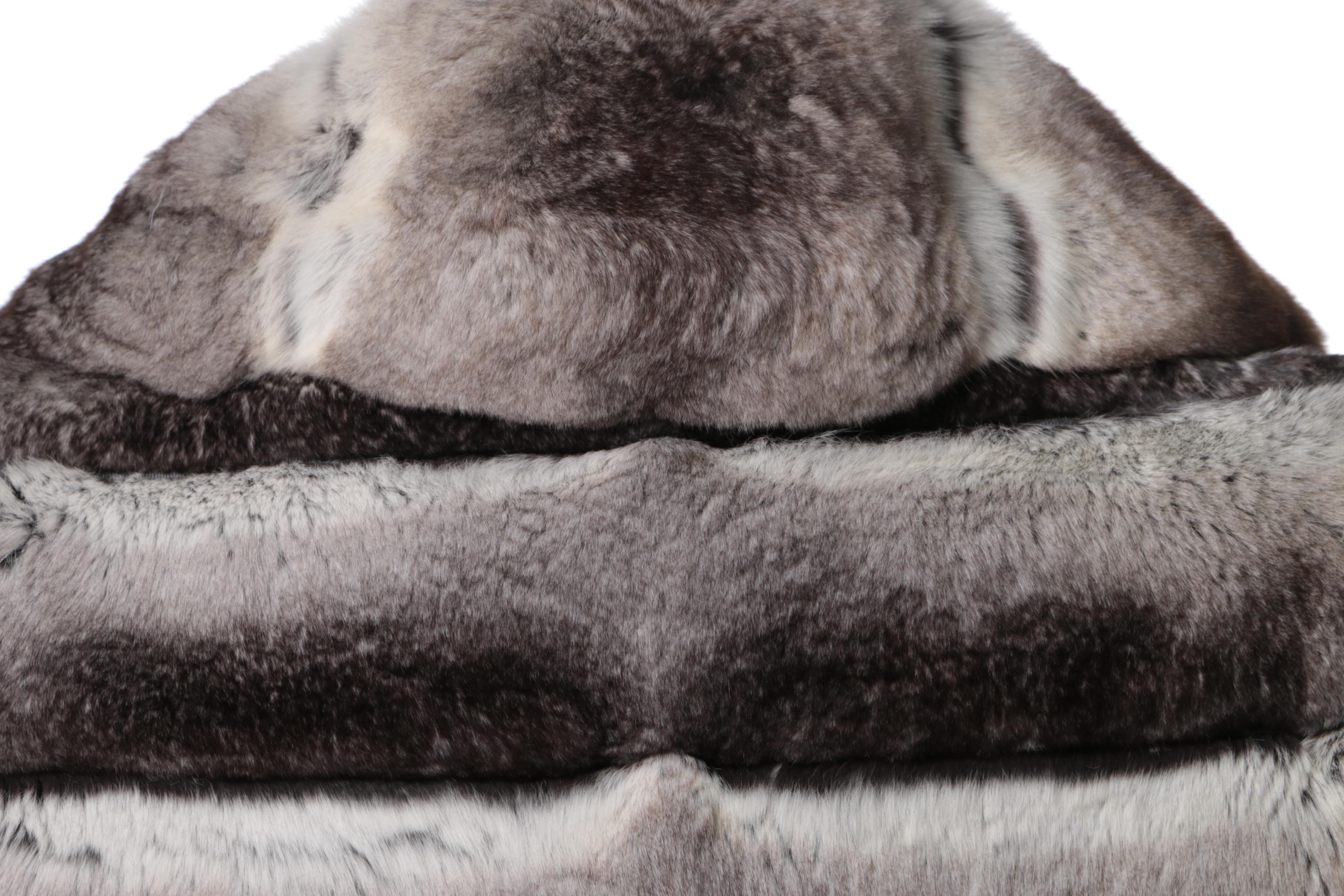 Women's Vintage Chinchilla Fur Coat