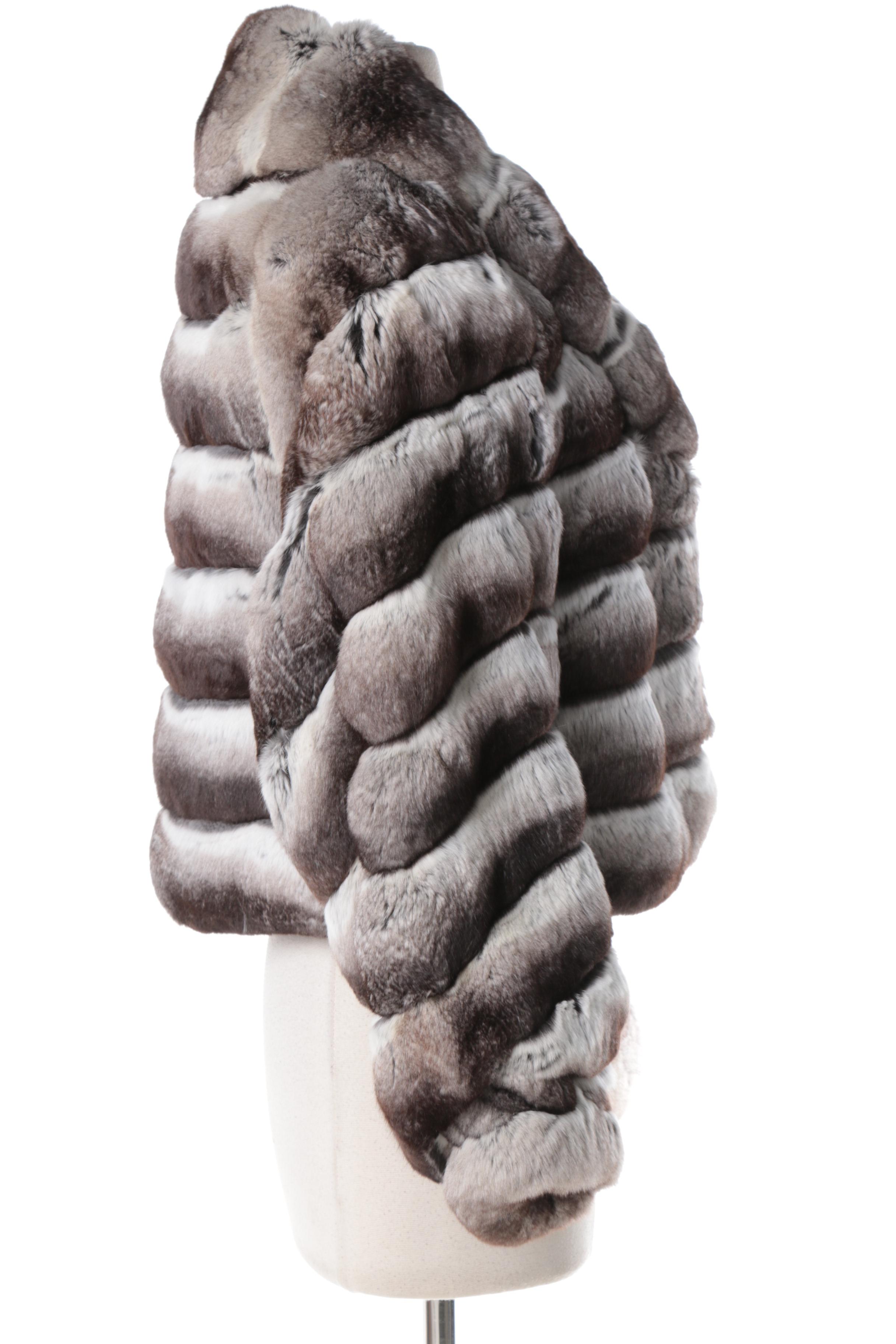 Women's Vintage Chinchilla Fur Coat