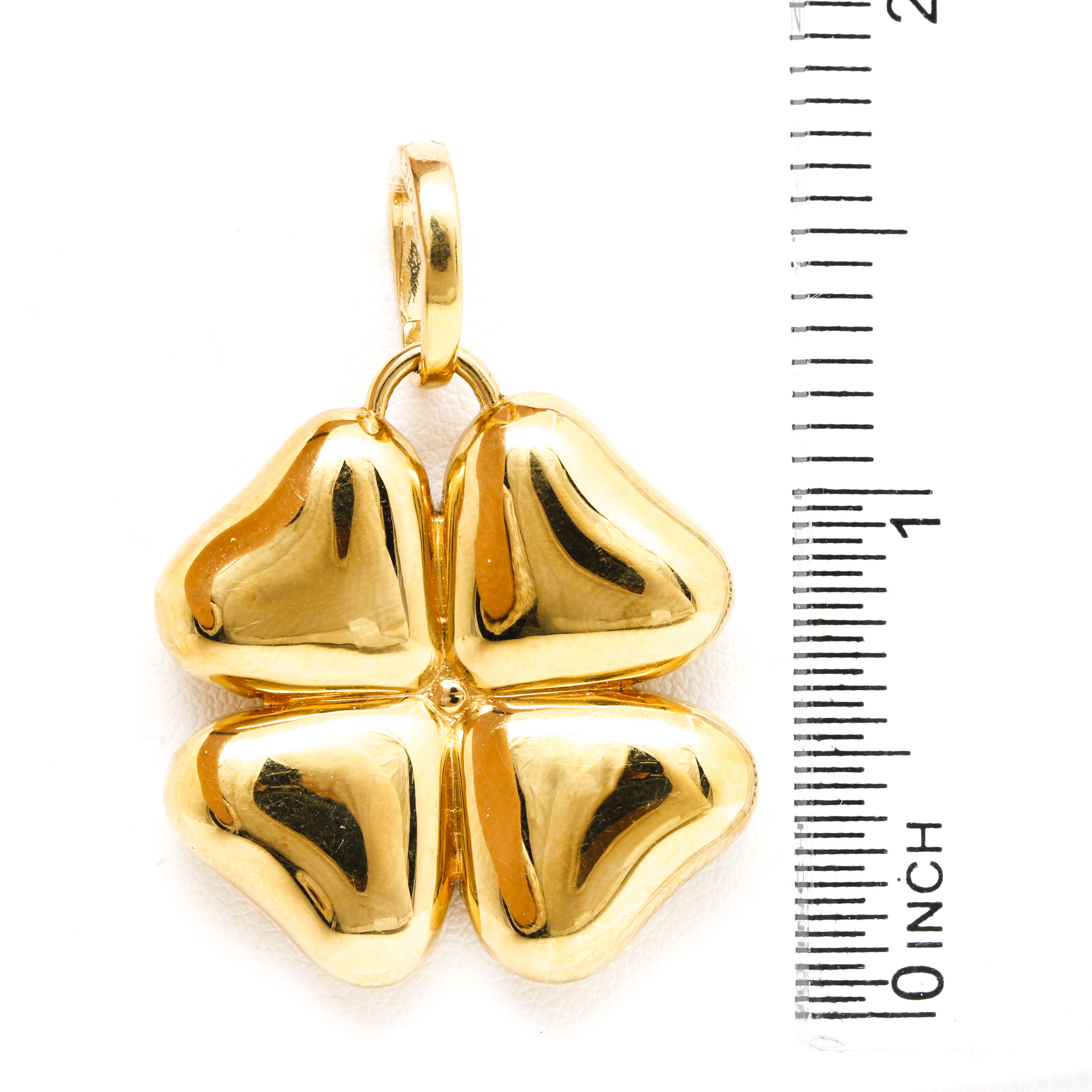 18K Yellow Gold Four Leaf Clover Pendant