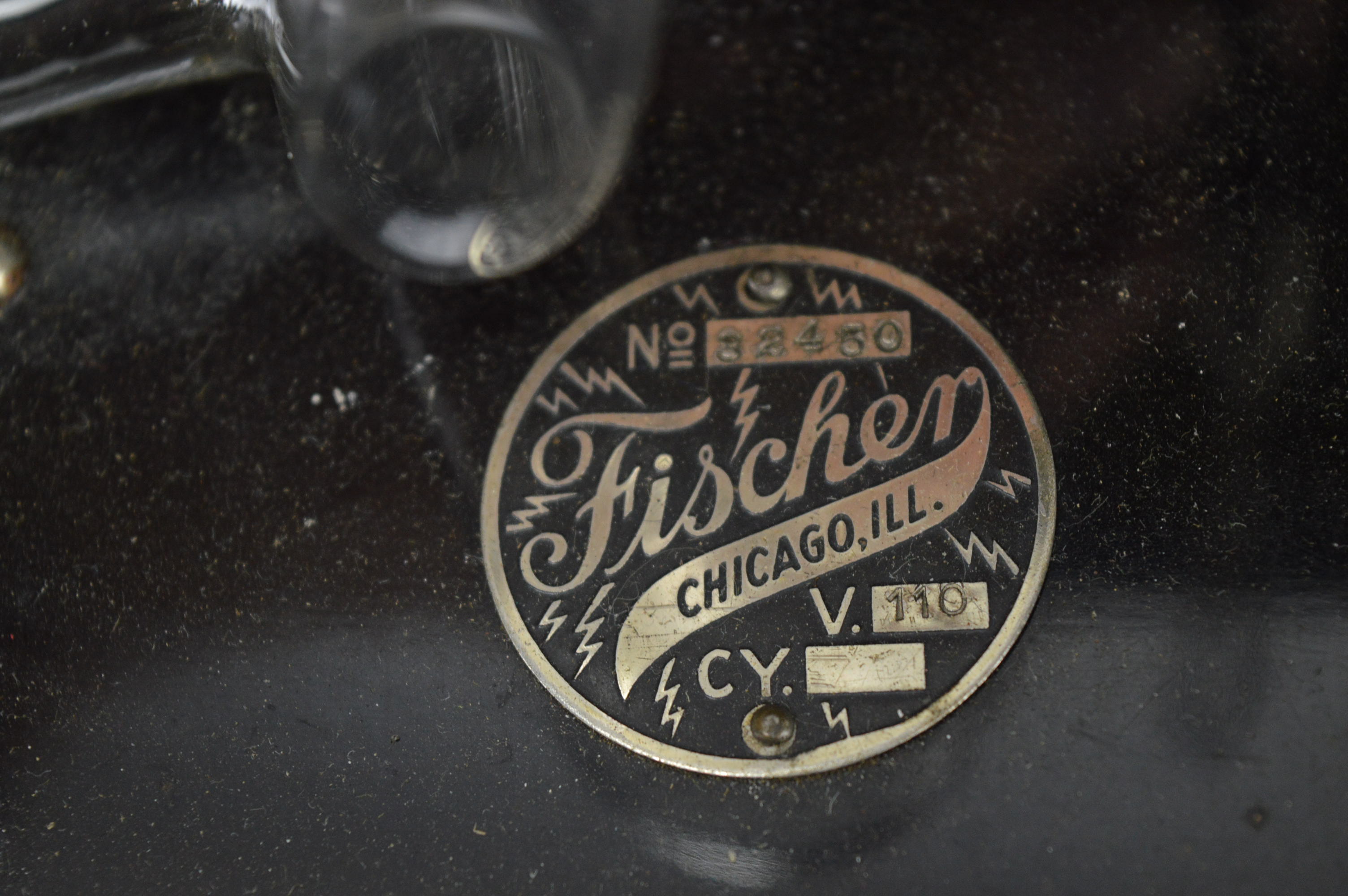 Antique H.G. Fischer Portable Electrotherapy Medical Machine