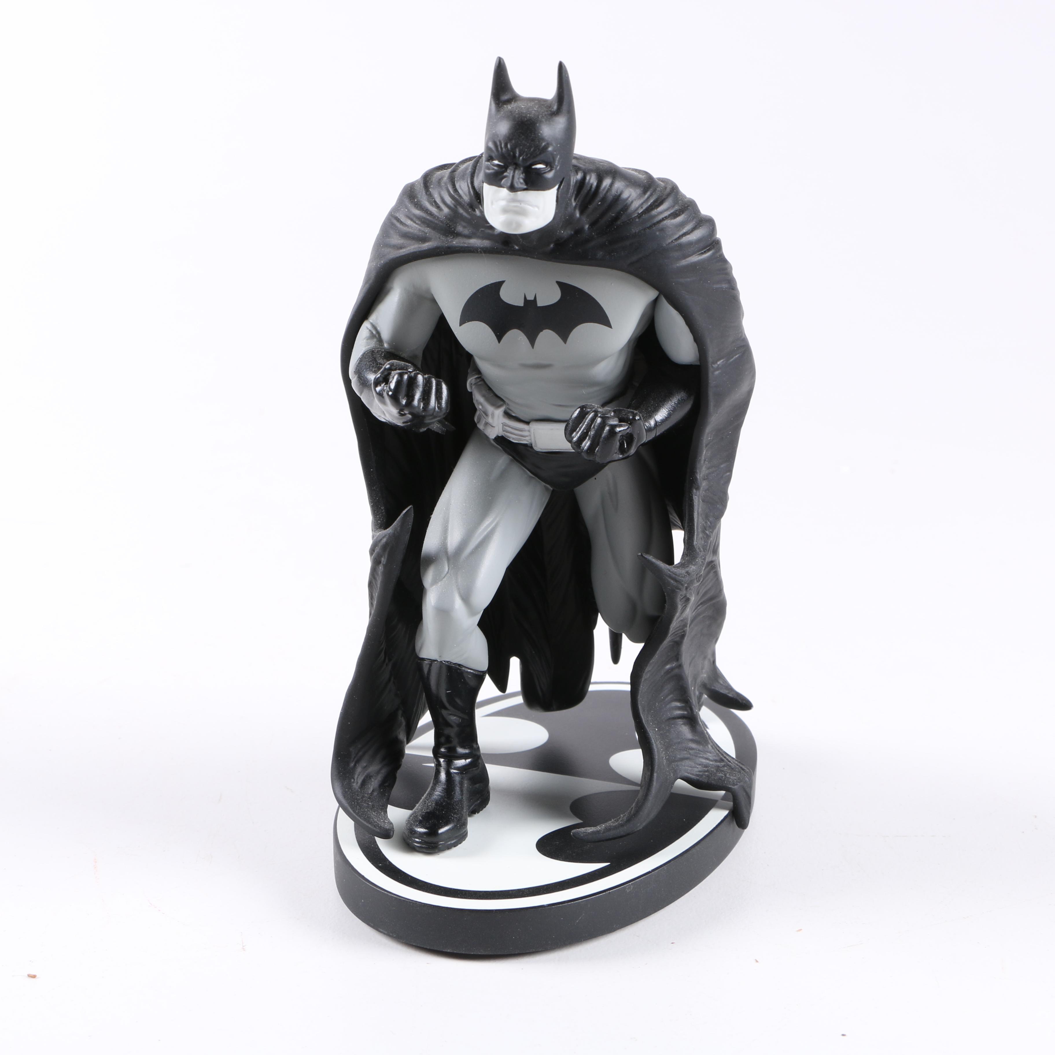 Batman "Black and White Series" Limited Edition Statue