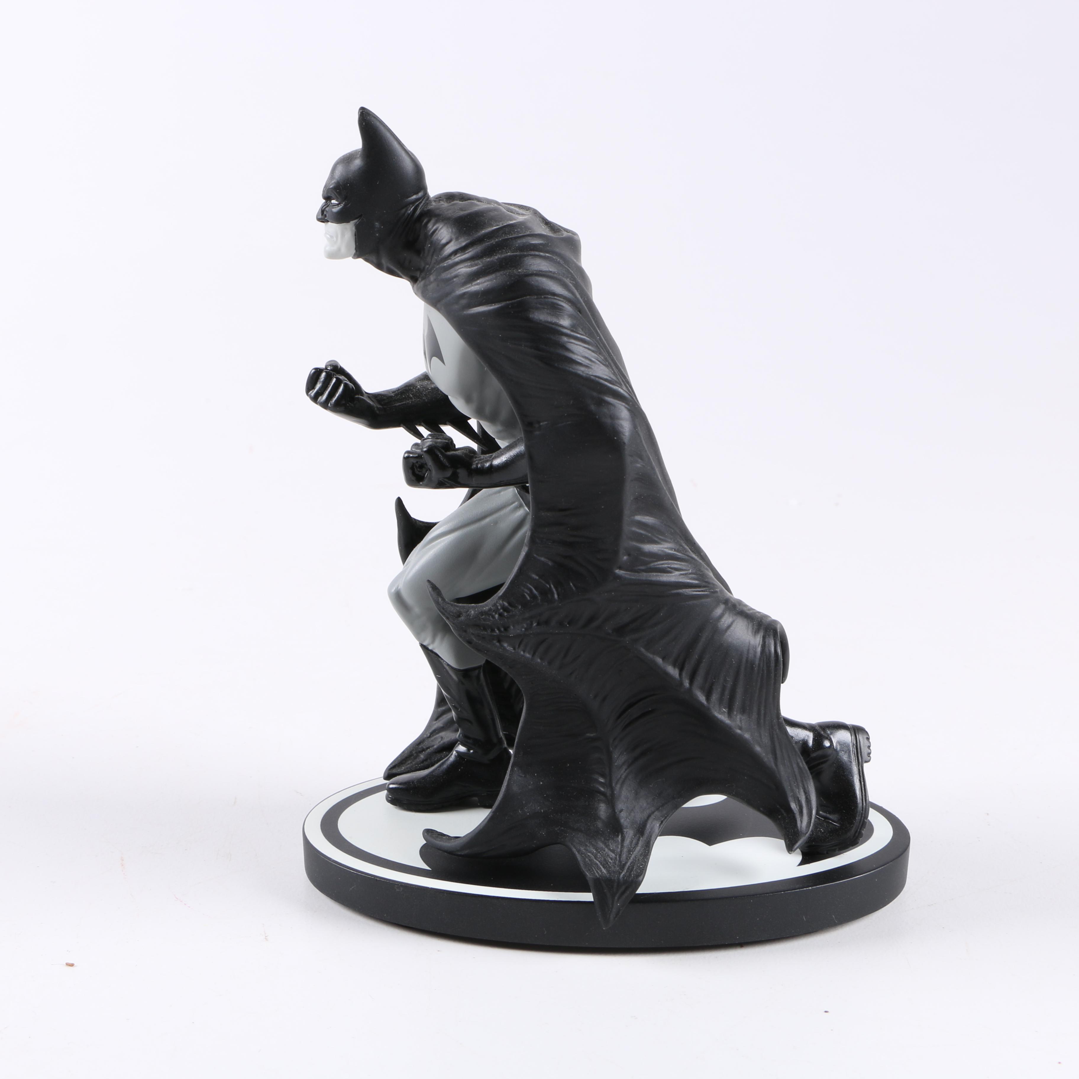 Batman "Black and White Series" Limited Edition Statue