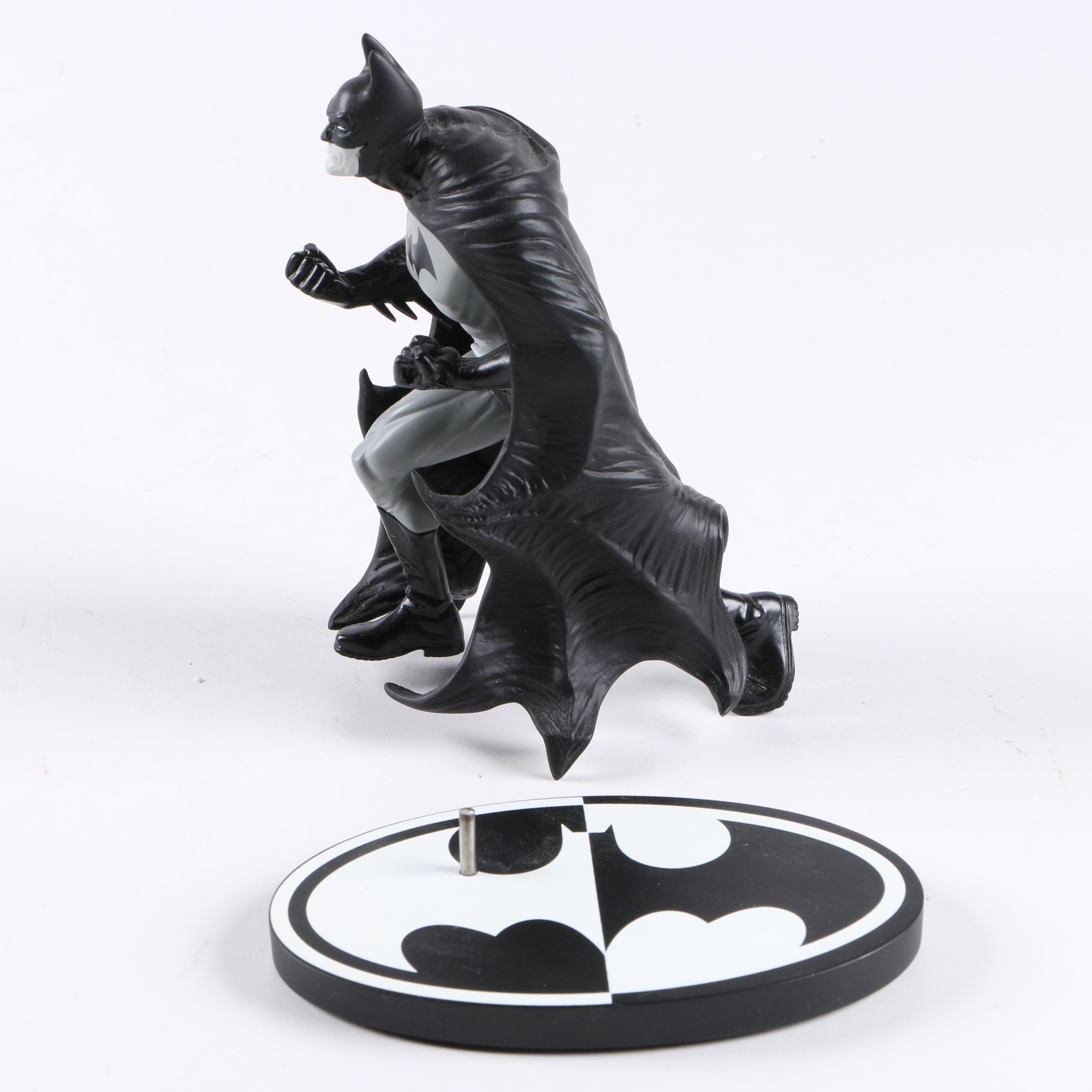 Batman "Black and White Series" Limited Edition Statue
