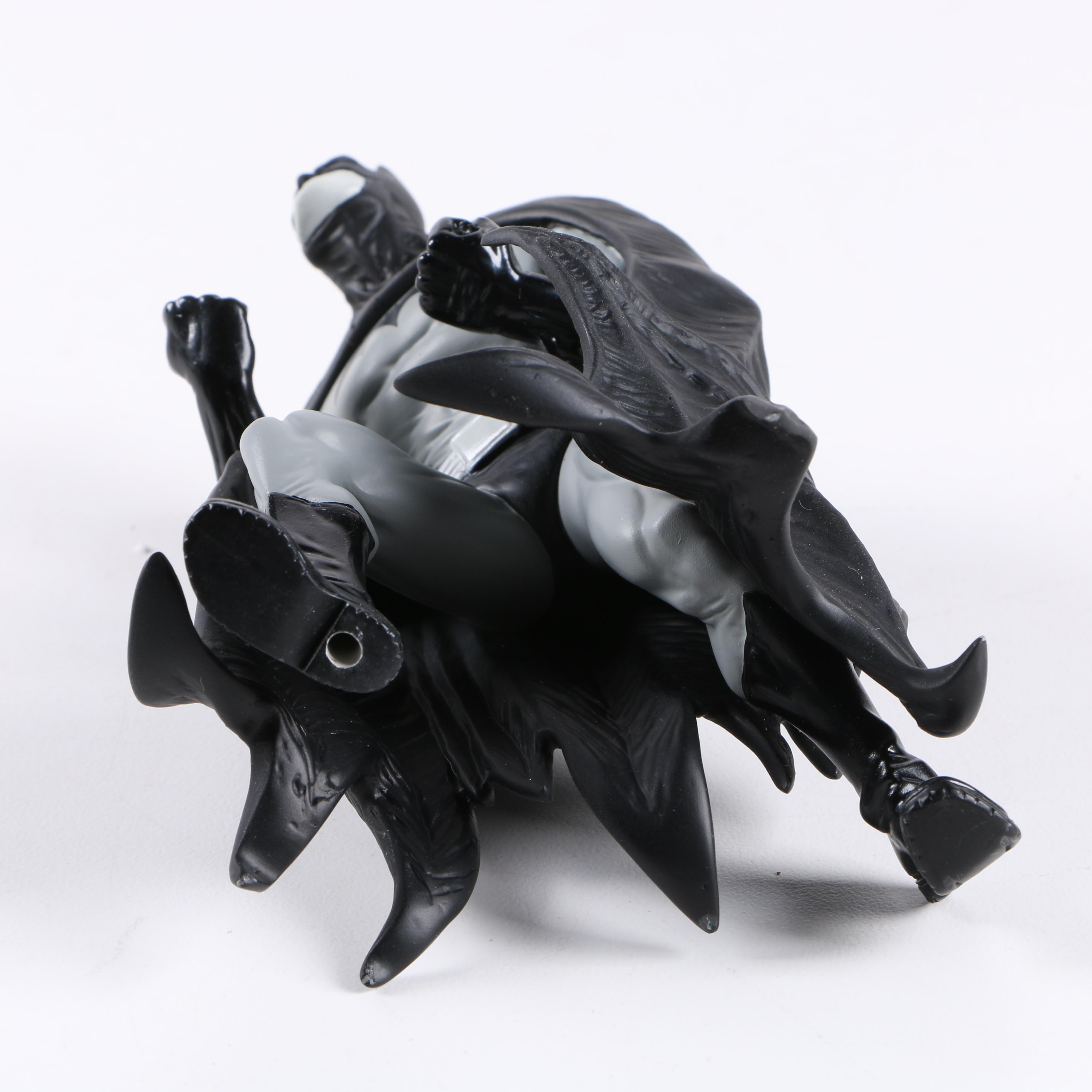 Batman "Black and White Series" Limited Edition Statue