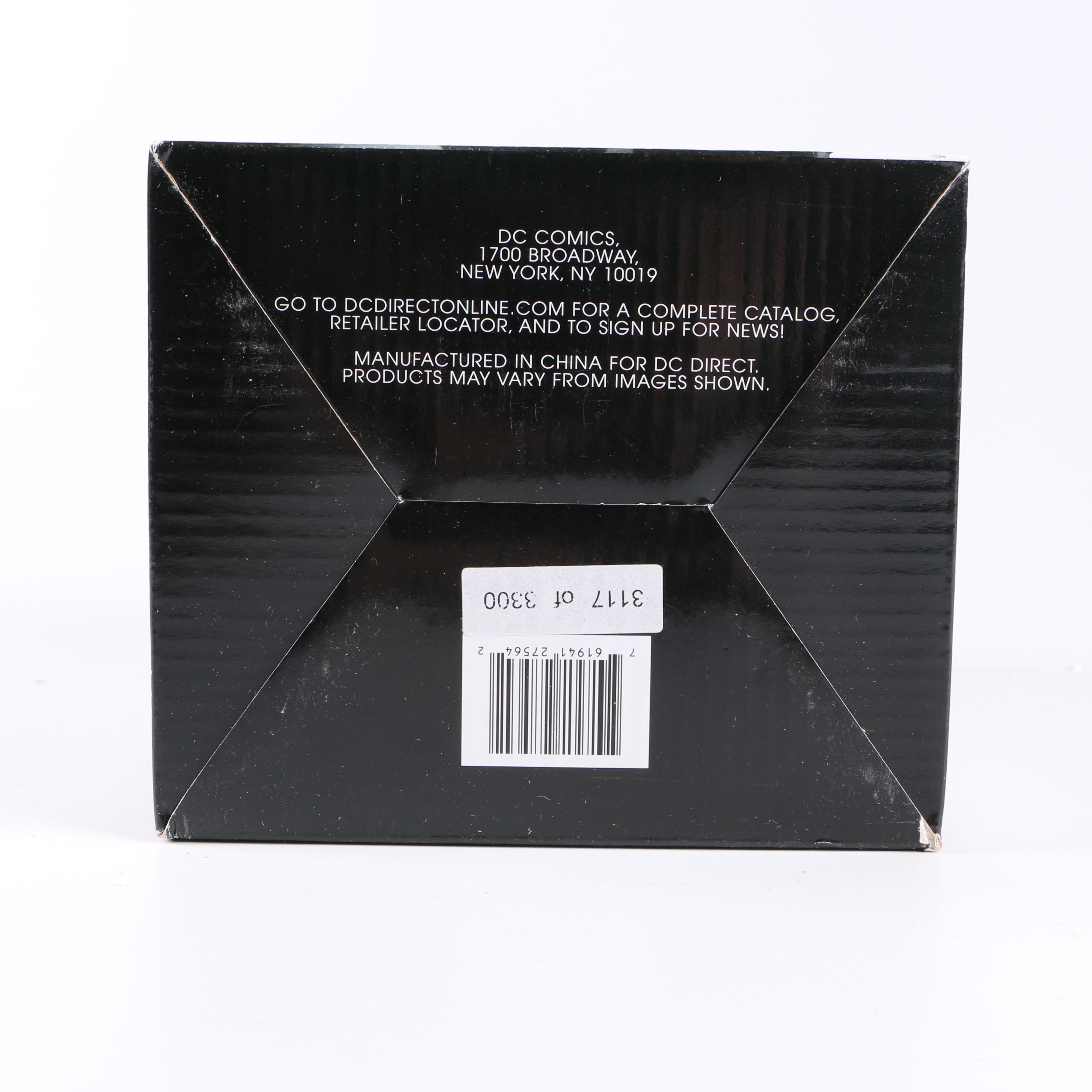 Batman "Black and White Series" Limited Edition Statue