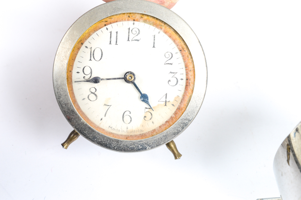 Vintage Clocks Featuring Bunglow, Westclox, and Gilbert