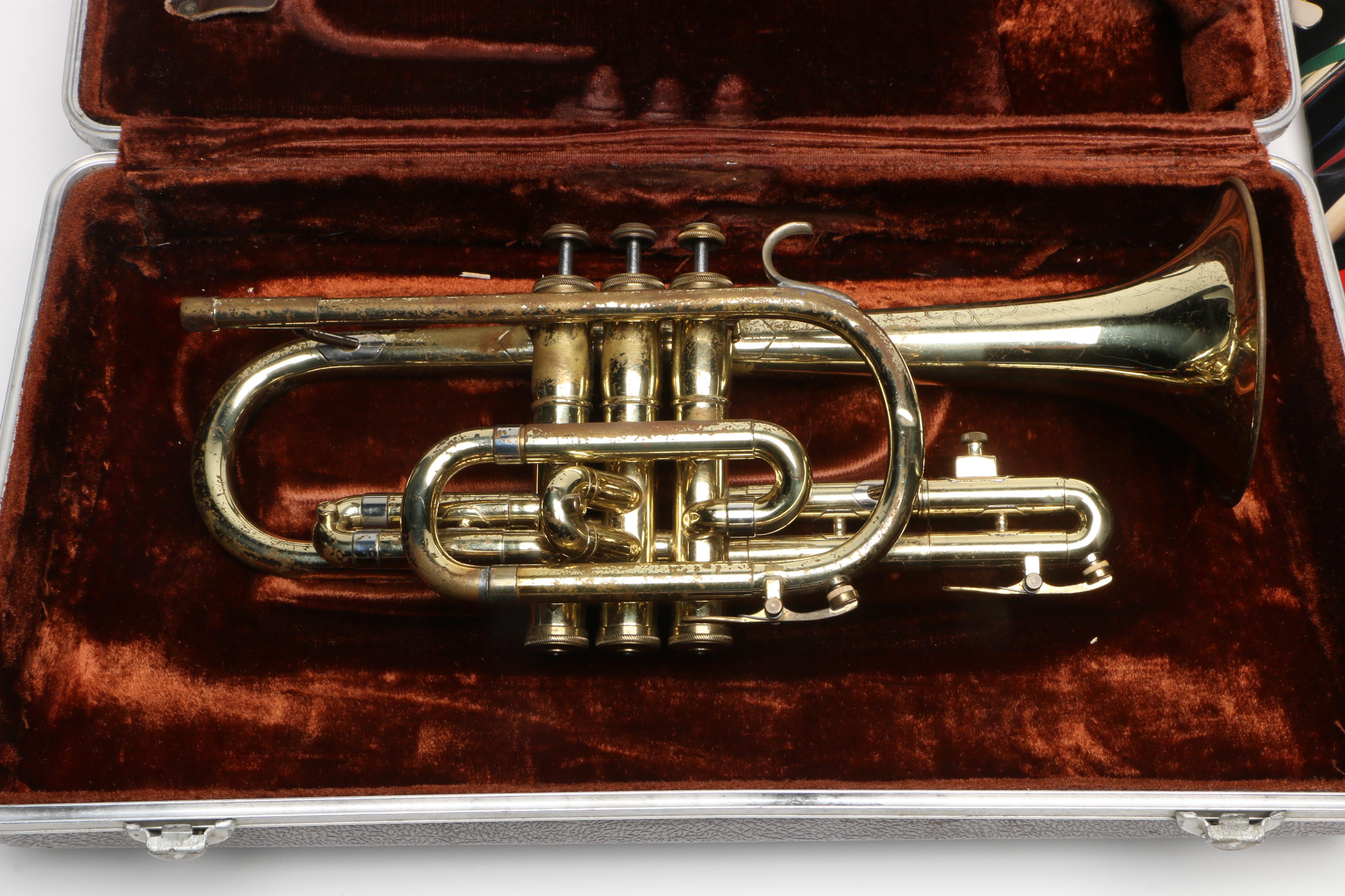 Vintage Olds Ambassador Coronet, Case and Mute