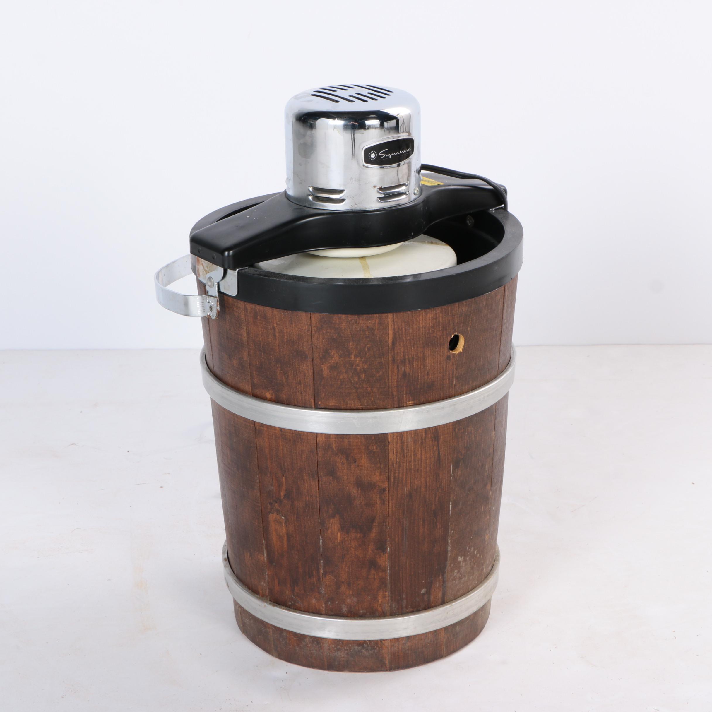 Montgomery Wards Signature Electric Ice-Cream Maker