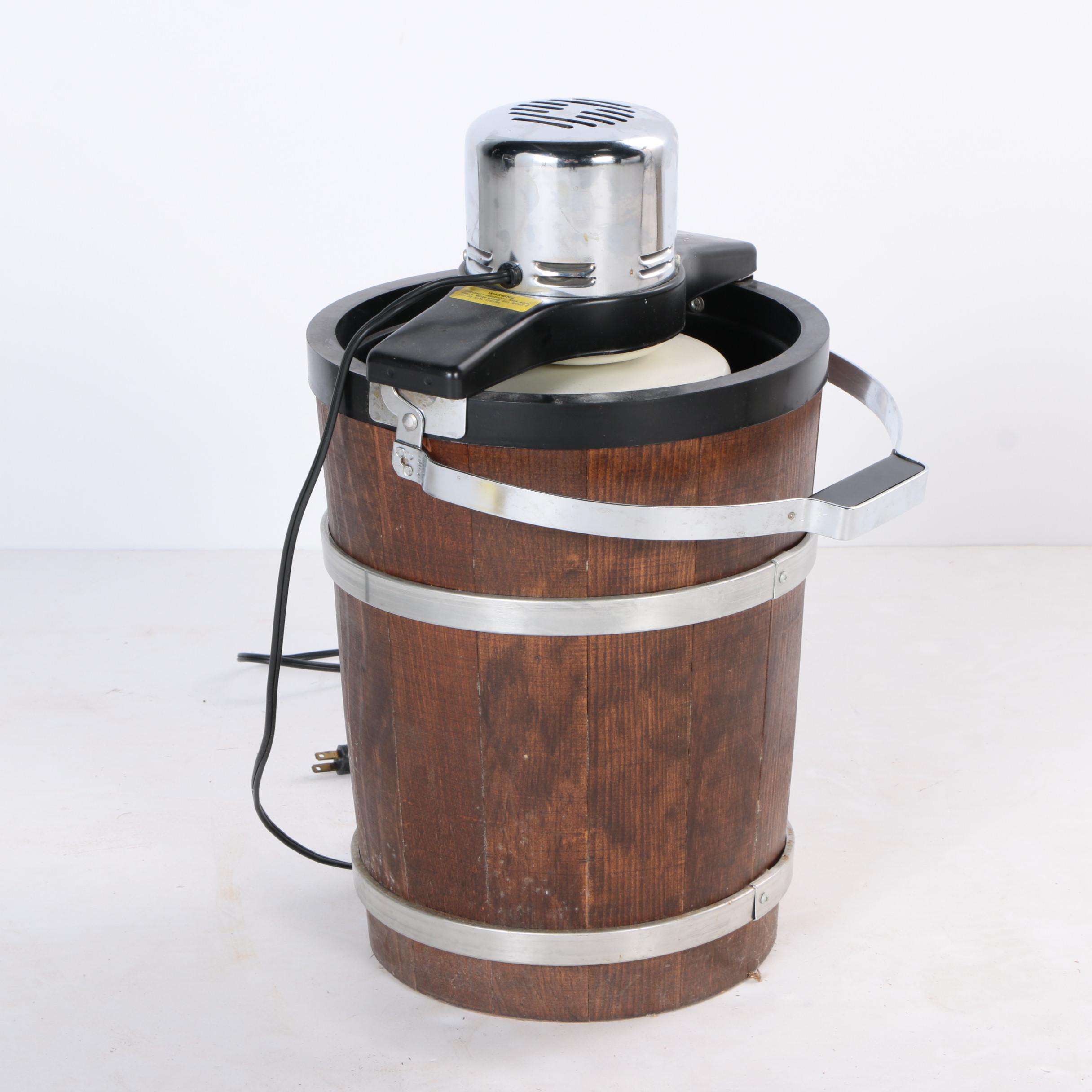 Montgomery Wards Signature Electric Ice-Cream Maker
