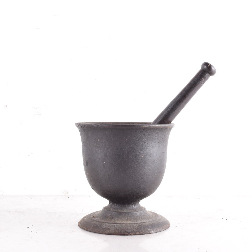 Vintage Cast Iron Mortar and Pestle