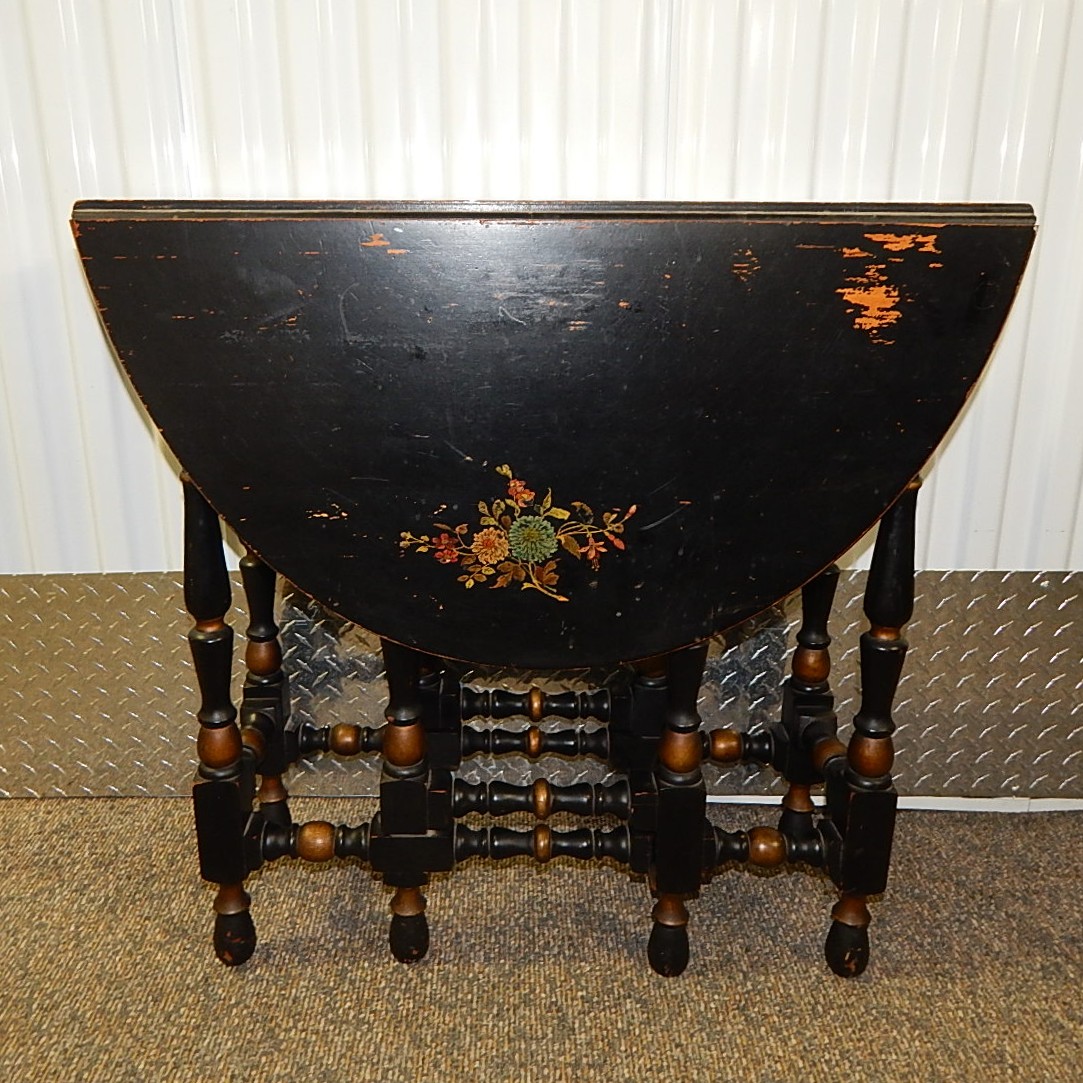 Antique Country French Gate Leg Drop Leaf Table