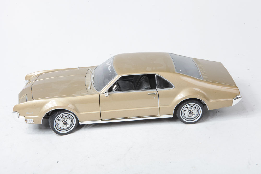 1950s-1960s Oldsmobile Die-Cast Cars