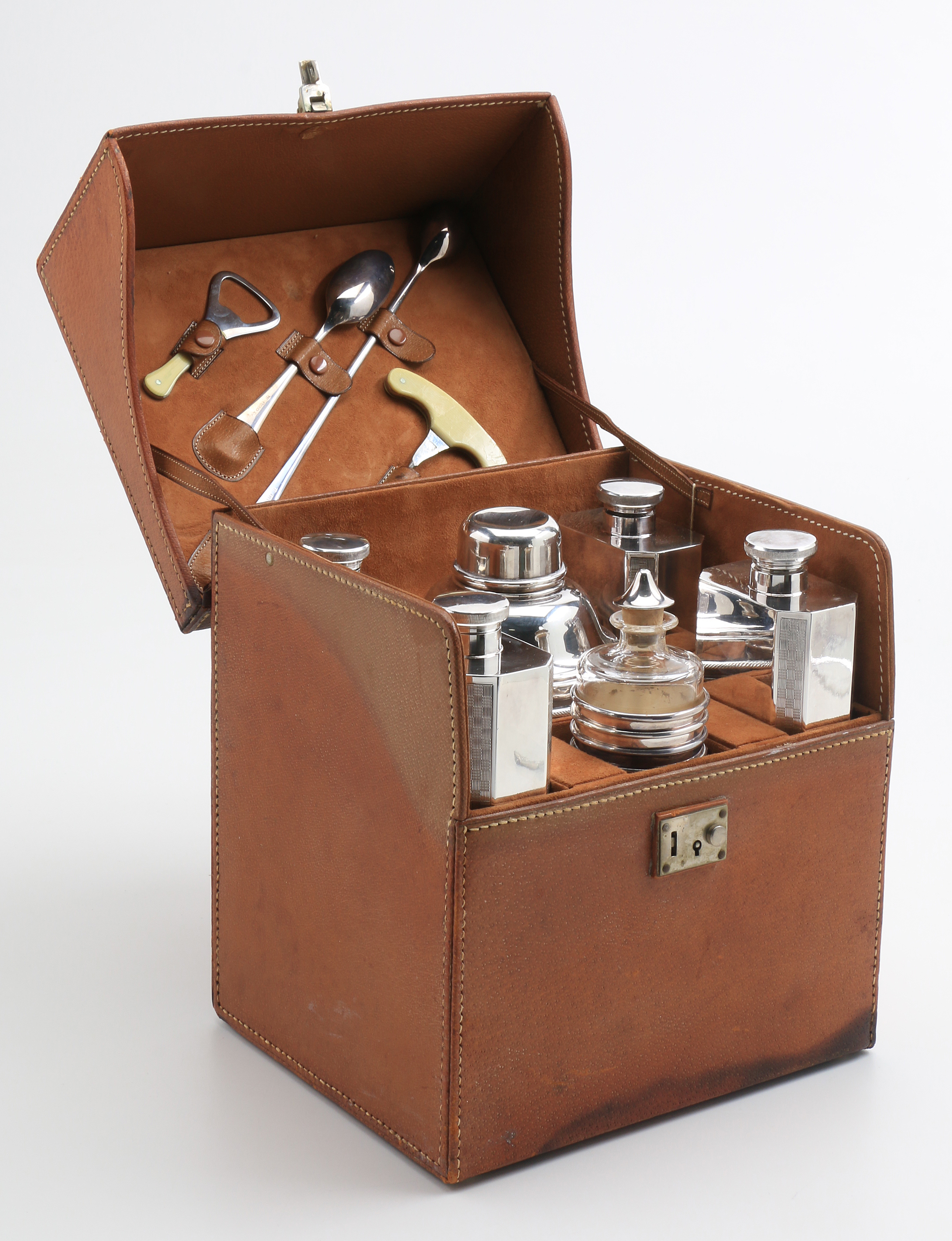 James Dixon & Sons Hallmarked Art Deco Silver Plated Field Bar in Leather Case