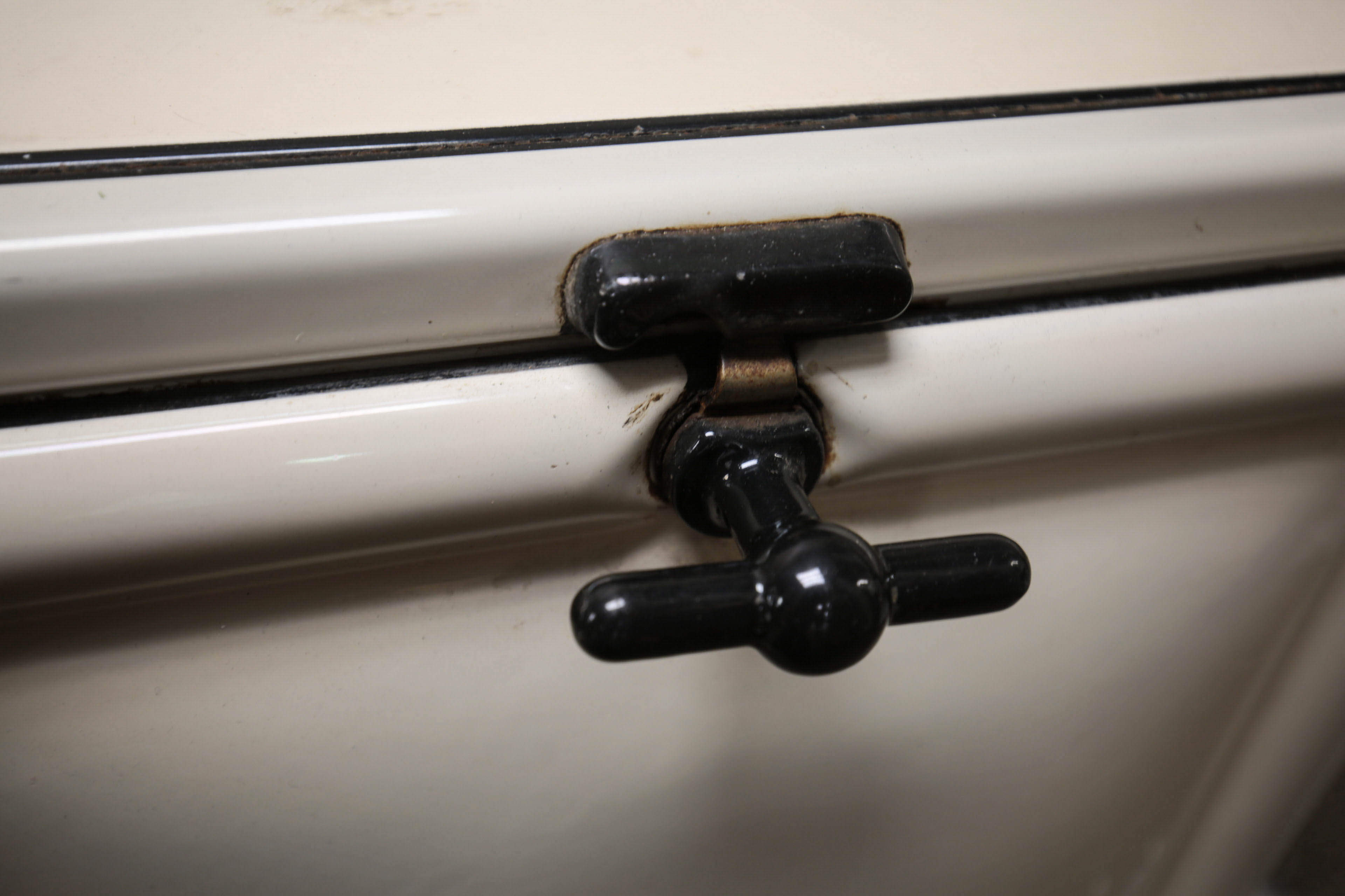 Vintage Hotpoint L&H Electrics Enameled Range with Oven