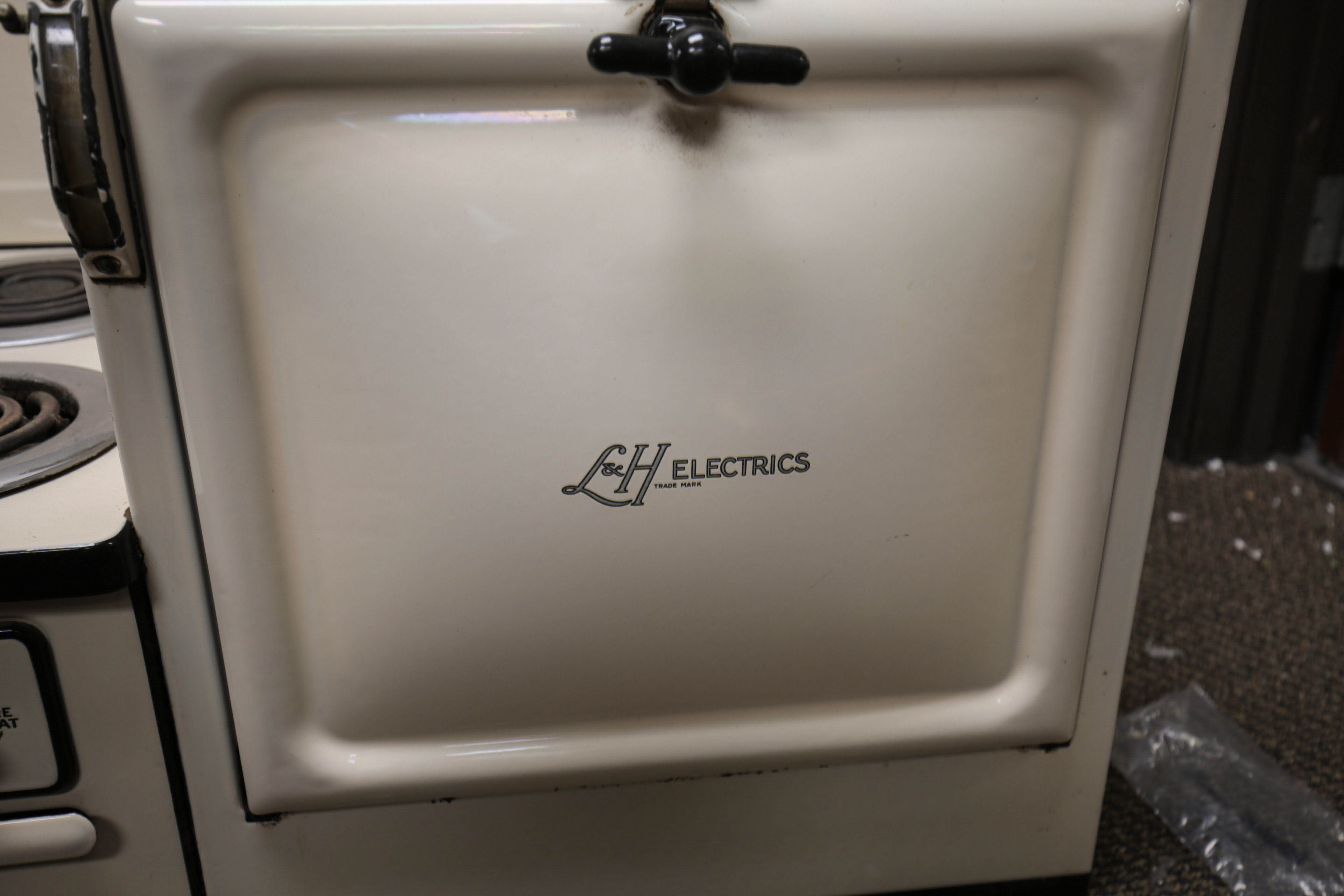 Vintage Hotpoint L&H Electrics Enameled Range with Oven