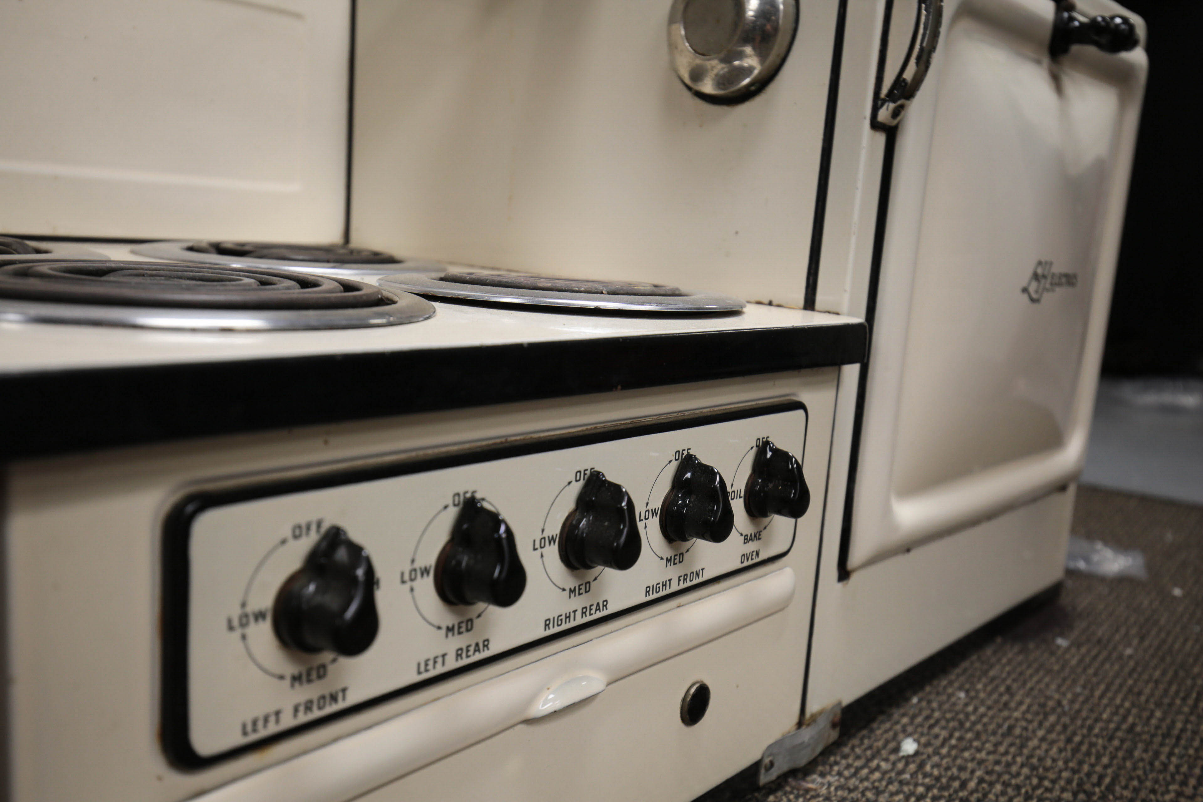 Vintage Hotpoint L&H Electrics Enameled Range with Oven