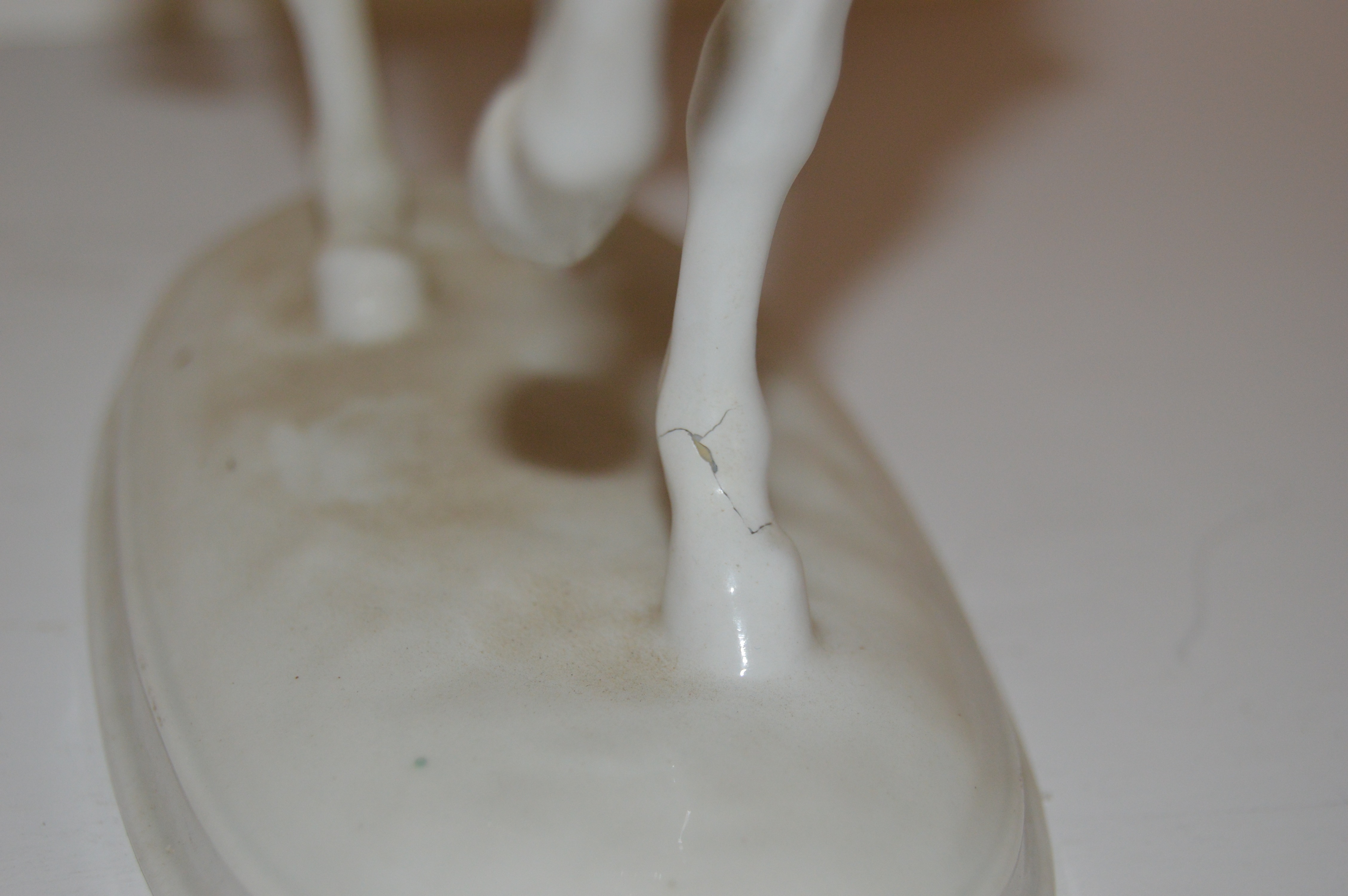 PRIORITY-Augarten Wien Lipizzaner Stallion Figurine in Piaffe Dressage