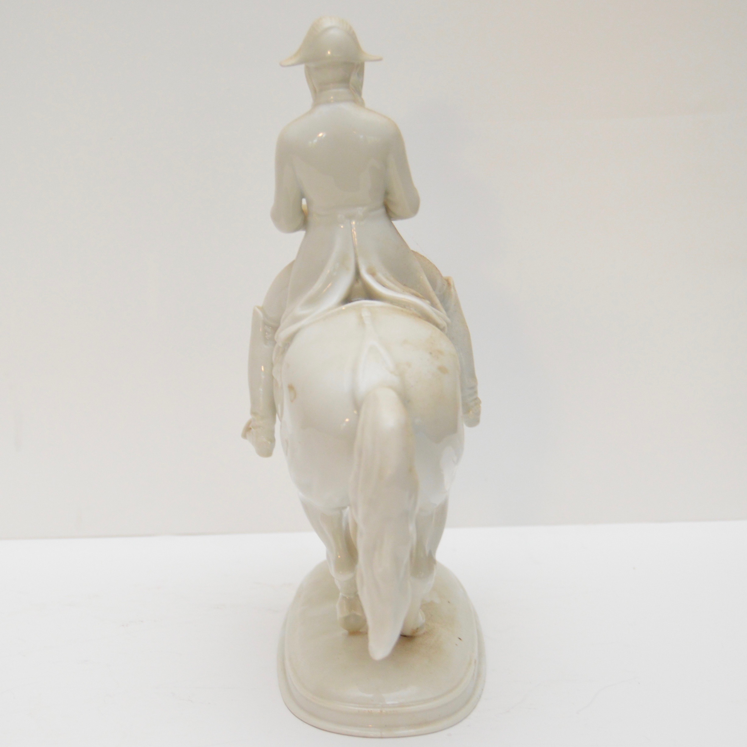 PRIORITY-Augarten Wien Lipizzaner Stallion Figurine in Piaffe Dressage