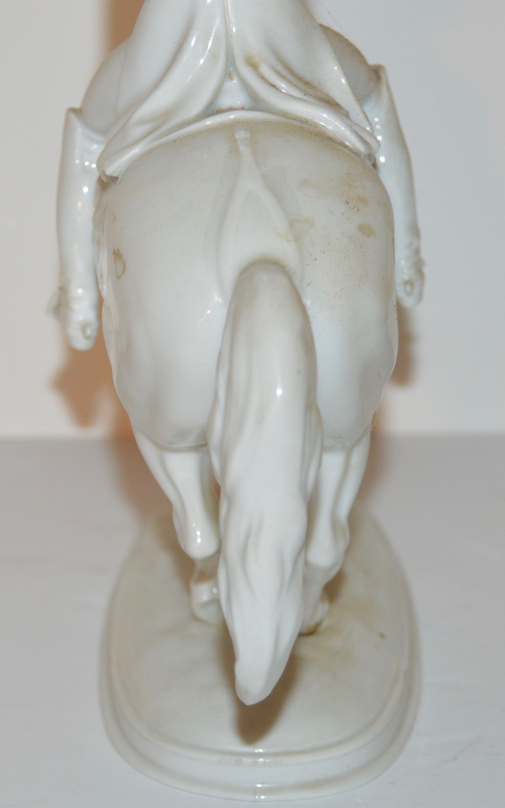 PRIORITY-Augarten Wien Lipizzaner Stallion Figurine in Piaffe Dressage