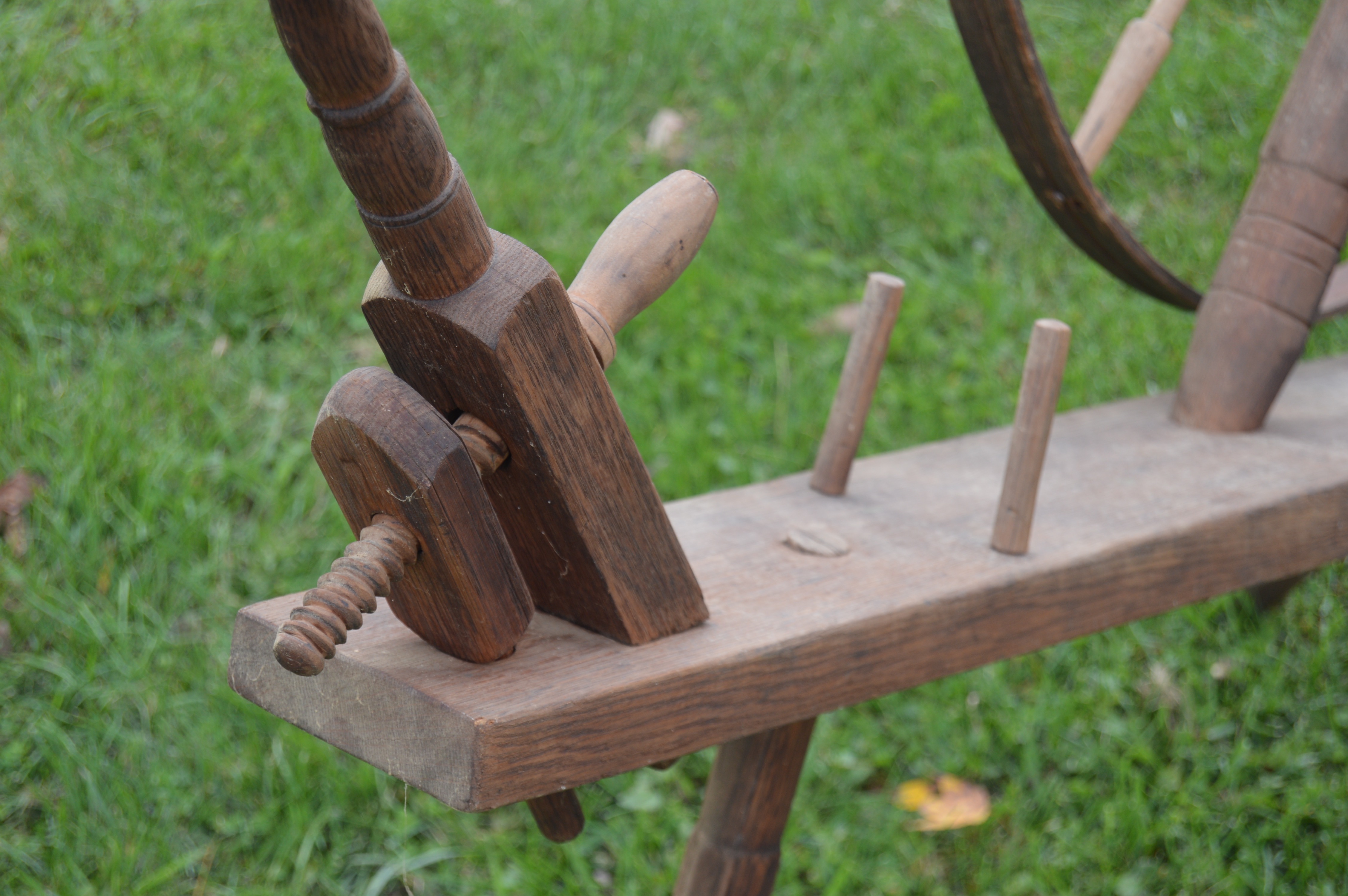 Antique Shaker Style Spinning Wheel