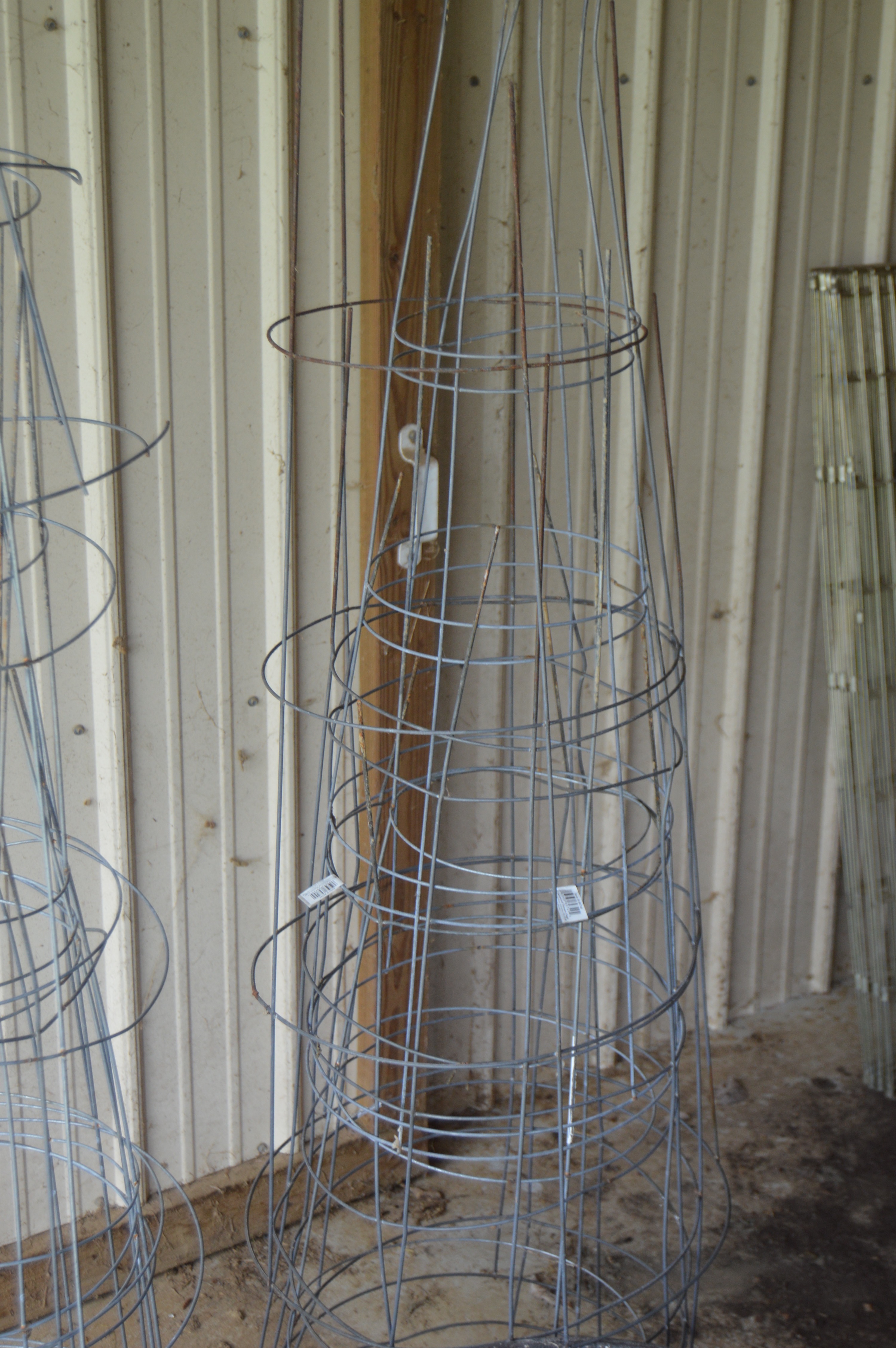 Outdoor Garden Pots and Tomato Cages