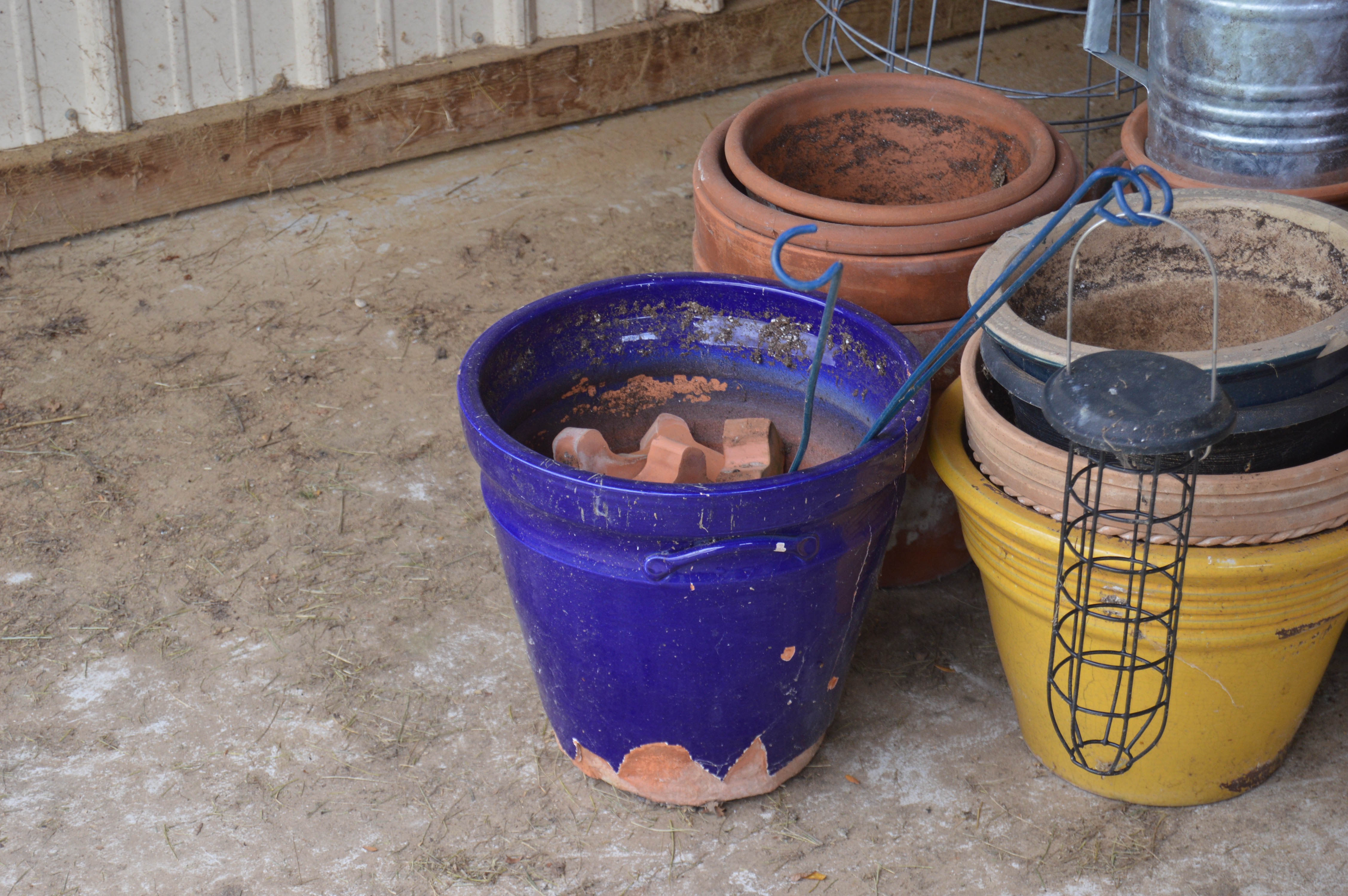 Outdoor Garden Pots and Tomato Cages
