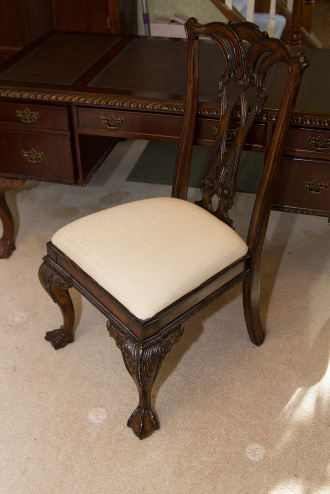 Hooker Furniture "Seven Seas" Collection Chippendale Style Mahogany Desk