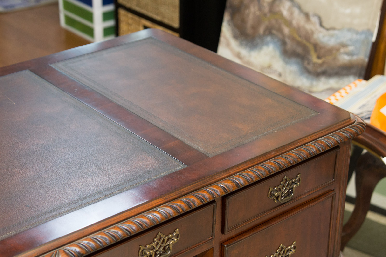 Hooker Furniture "Seven Seas" Collection Chippendale Style Mahogany Desk