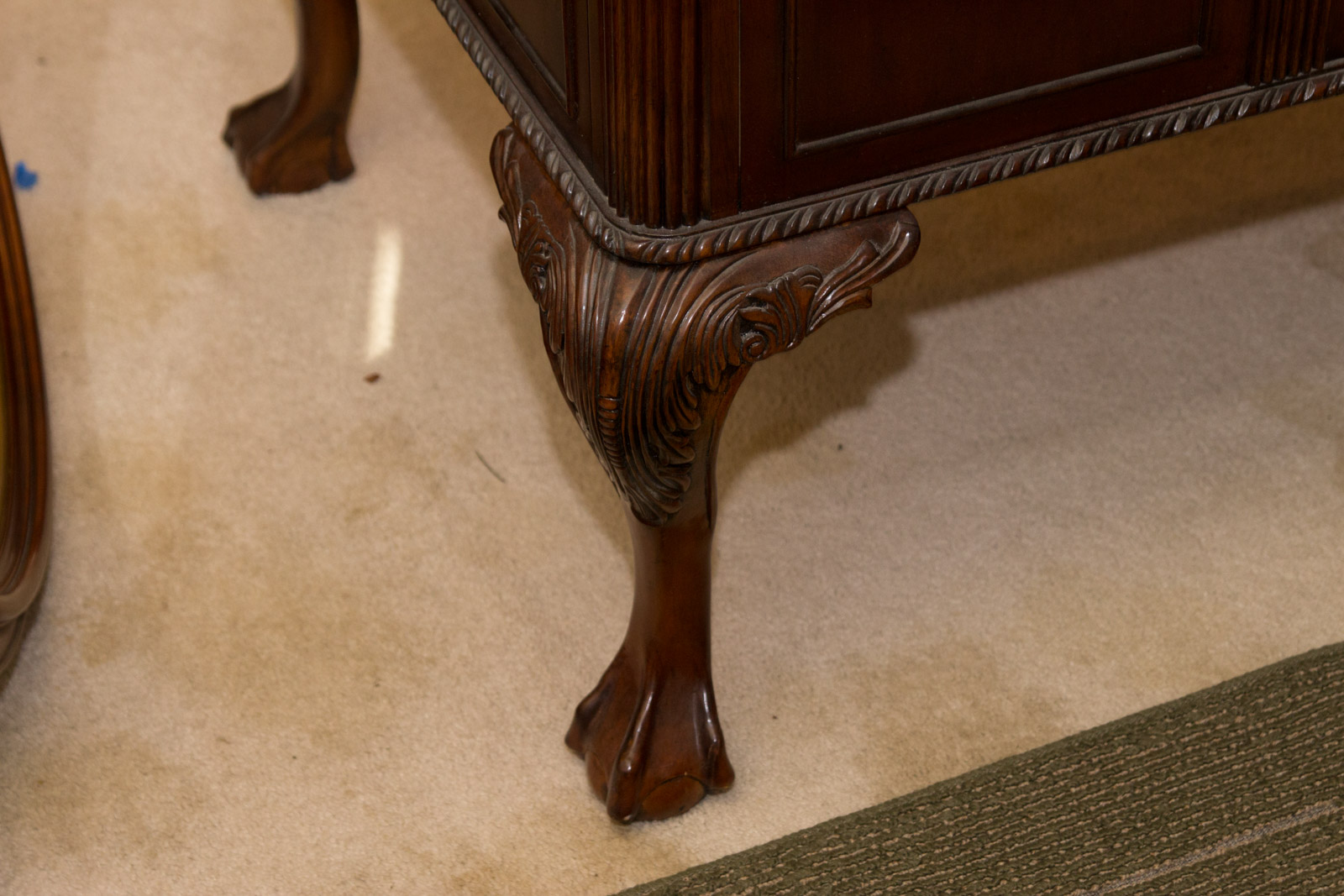 Hooker Furniture "Seven Seas" Collection Chippendale Style Mahogany Desk