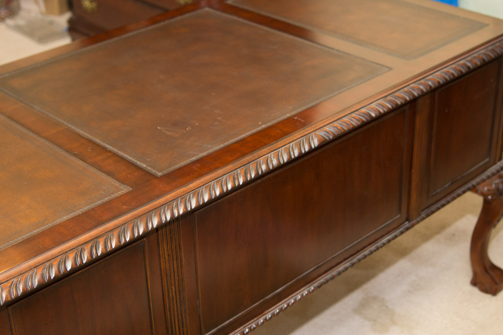 Hooker Furniture "Seven Seas" Collection Chippendale Style Mahogany Desk