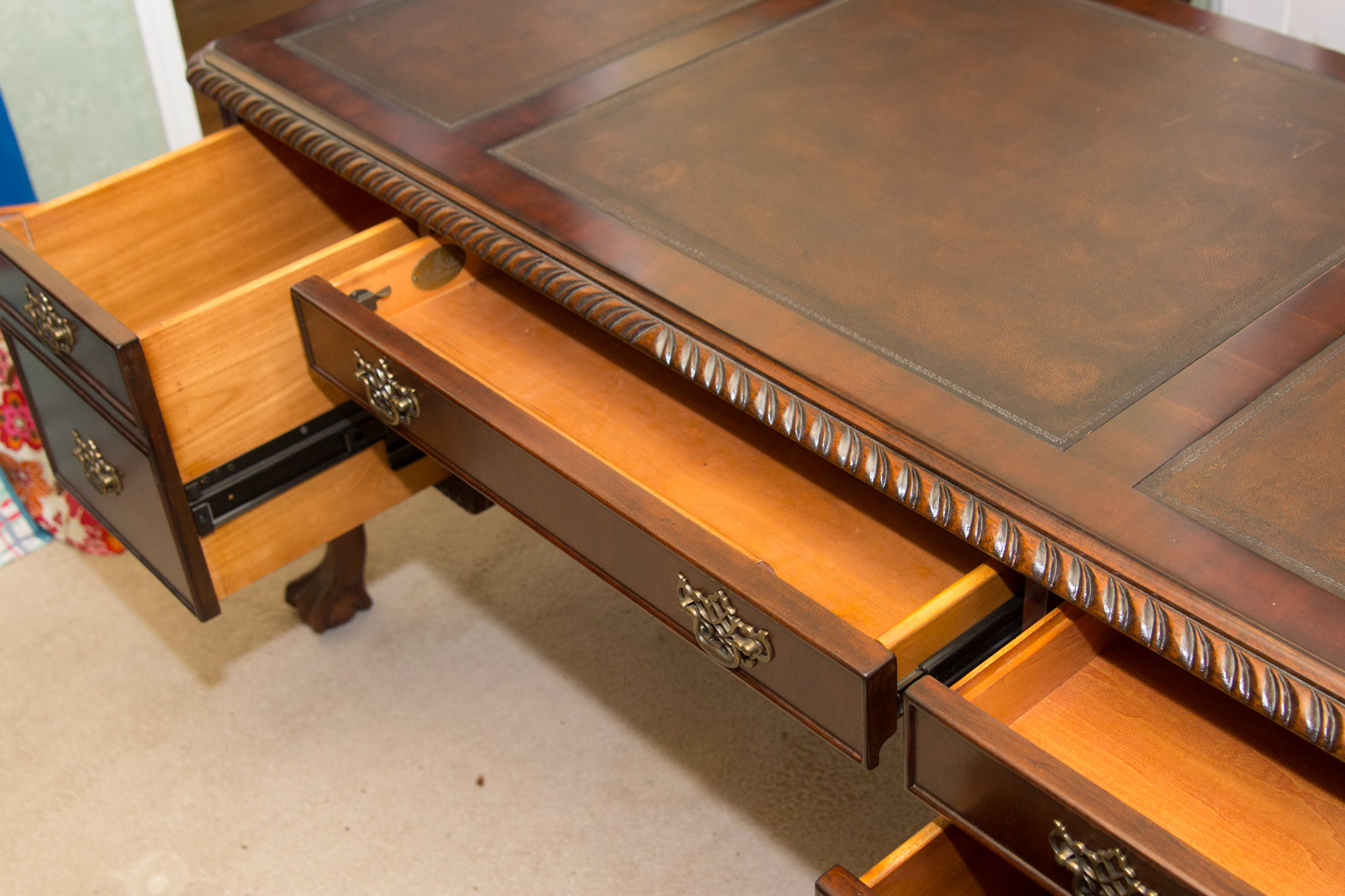 Hooker Furniture "Seven Seas" Collection Chippendale Style Mahogany Desk