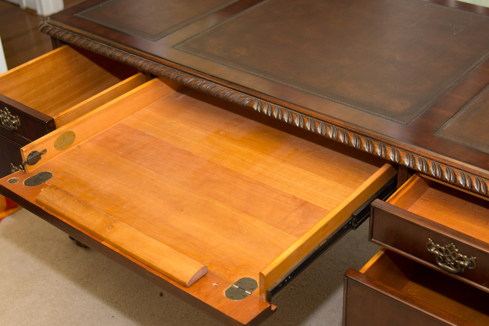 Hooker Furniture "Seven Seas" Collection Chippendale Style Mahogany Desk