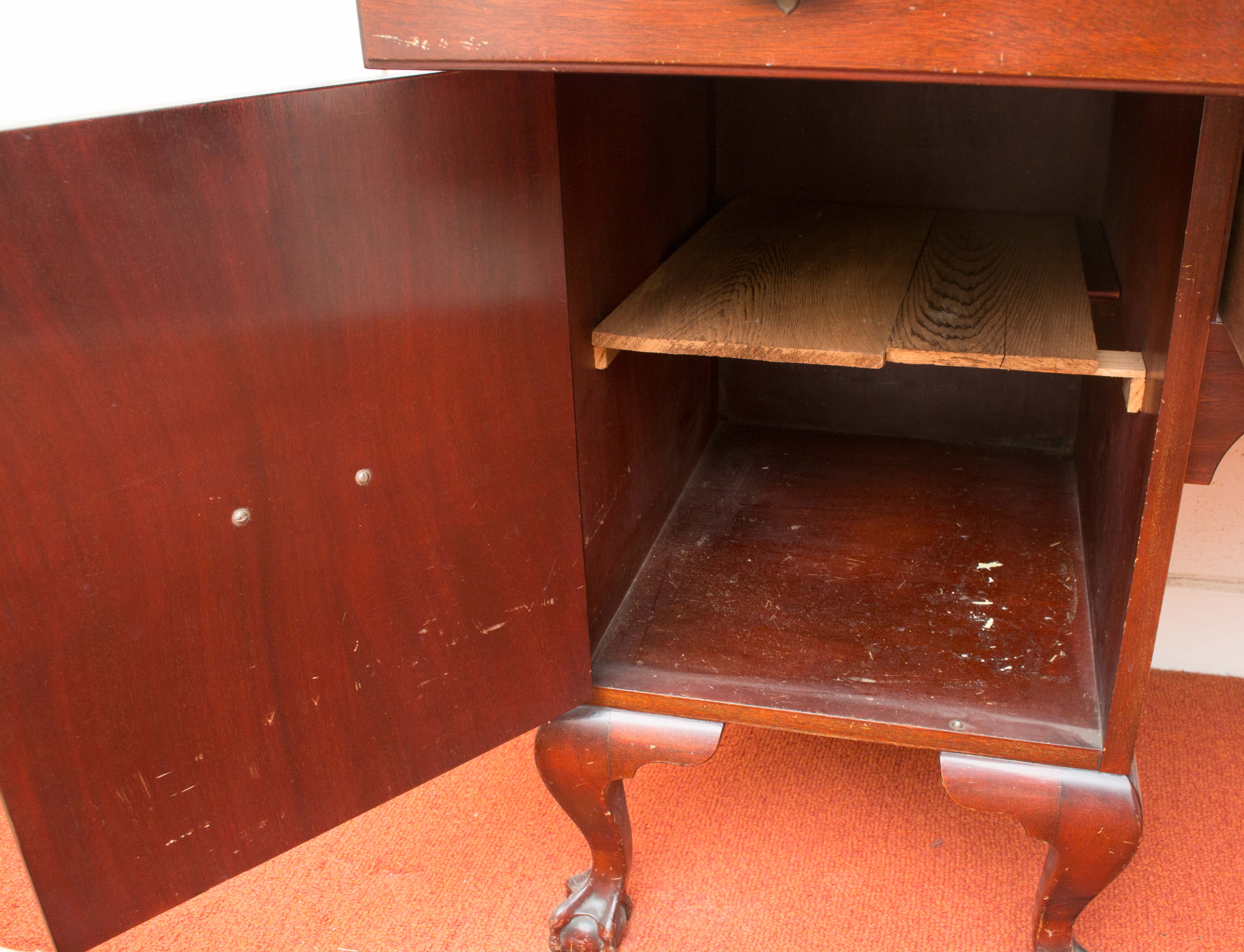 Paine Furniture Co. Chippendale Style Mahogany Sideboard