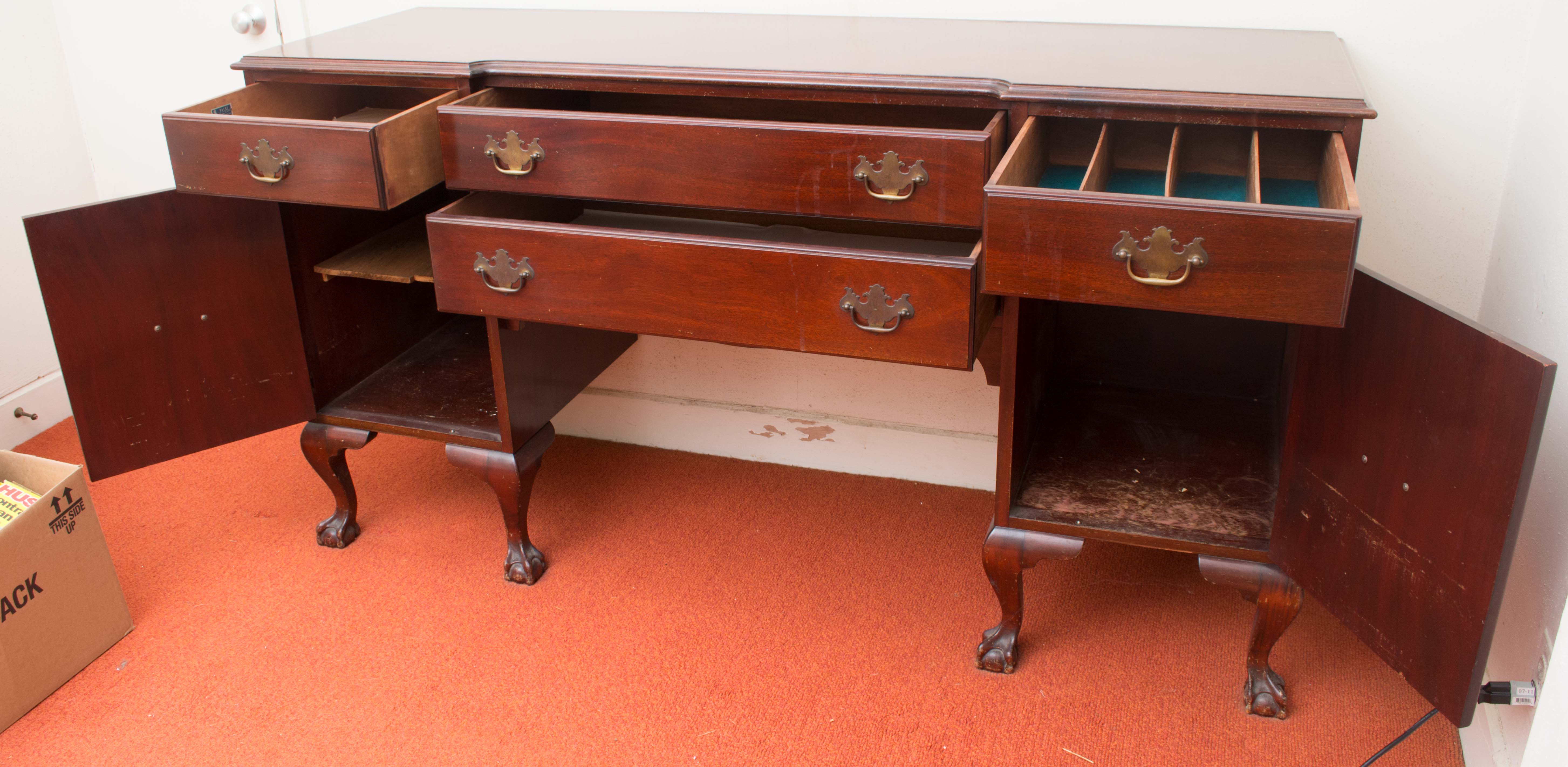 Paine Furniture Co. Chippendale Style Mahogany Sideboard