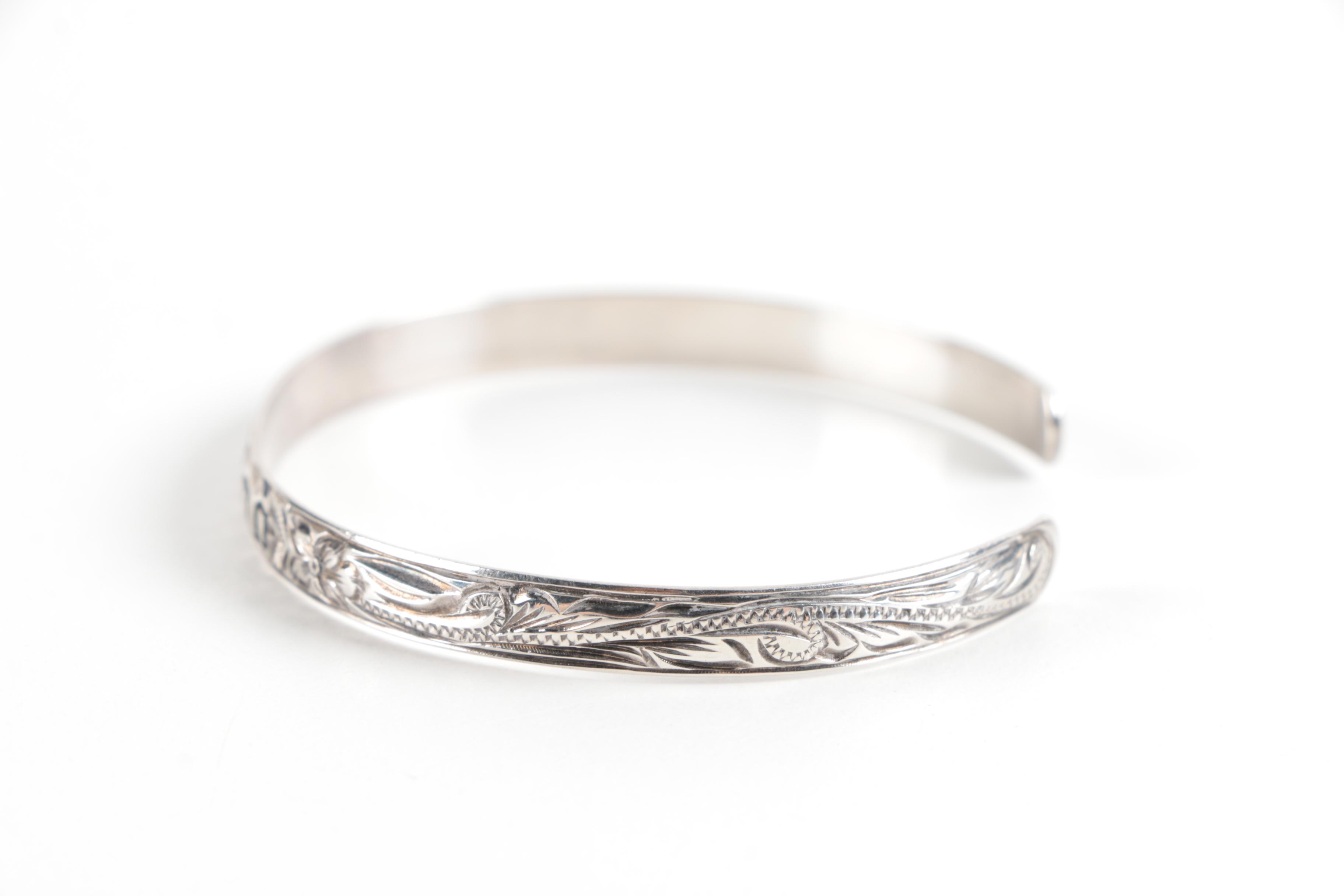 Ku'uipo Hawaiian Sterling Silver Bracelet and Pendant