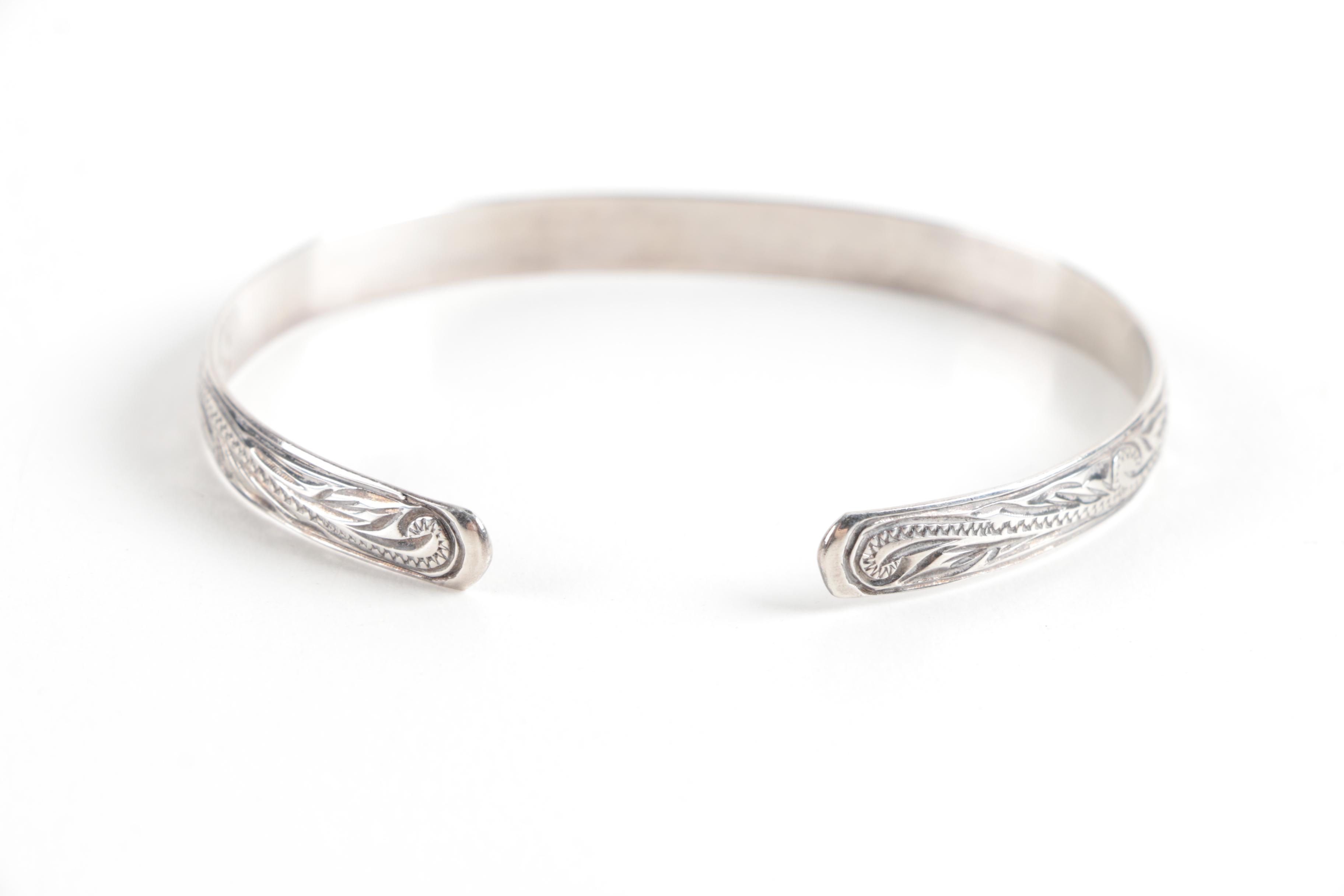 Ku'uipo Hawaiian Sterling Silver Bracelet and Pendant