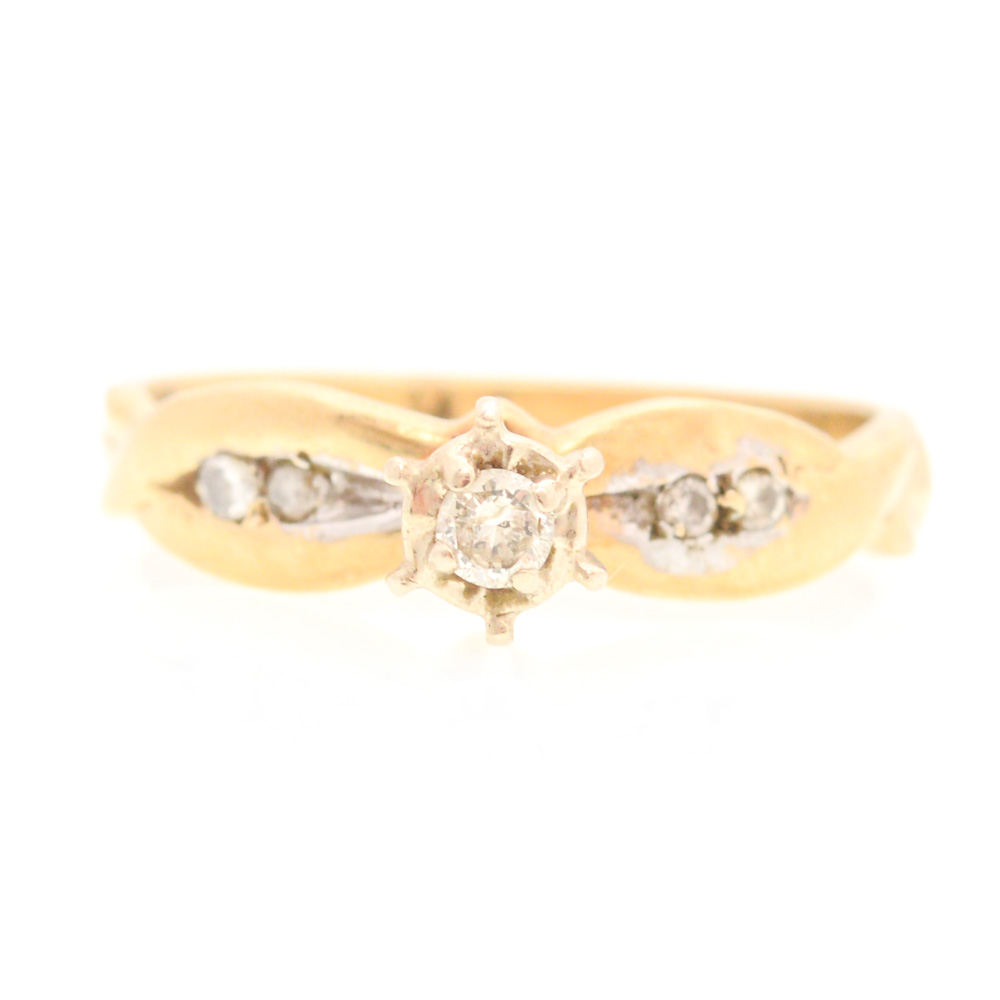 Vintage 14K Yellow Gold Diamond Engagement Ring