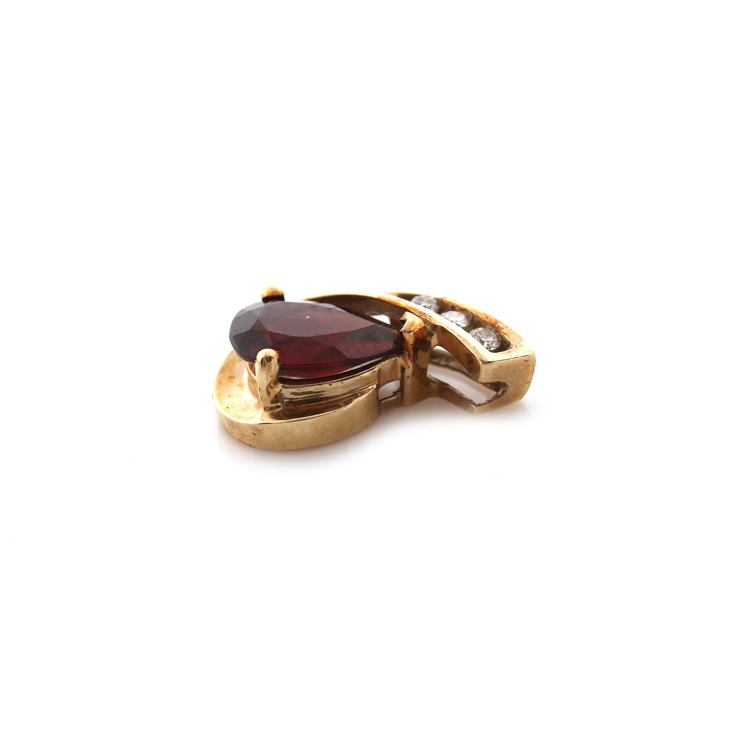 10K Yellow Gold 0.96 CTW Diamond Bracelet and Garnet Pendant