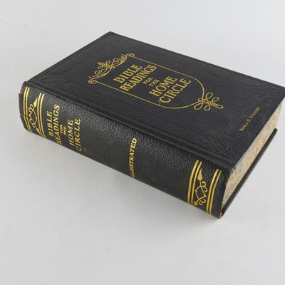 Donald O. Wynocker "Bible Readings for the Home Circle" Hardcover Book