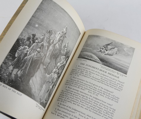 Donald O. Wynocker "Bible Readings for the Home Circle" Hardcover Book