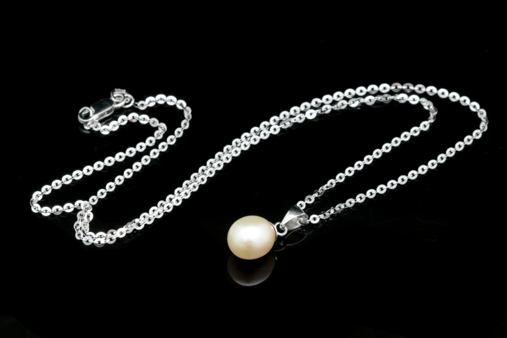 Sterling Silver and Pearl Pendant with Chain