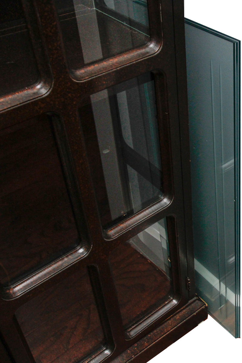 Vintage Illuminated Curio Cabinet