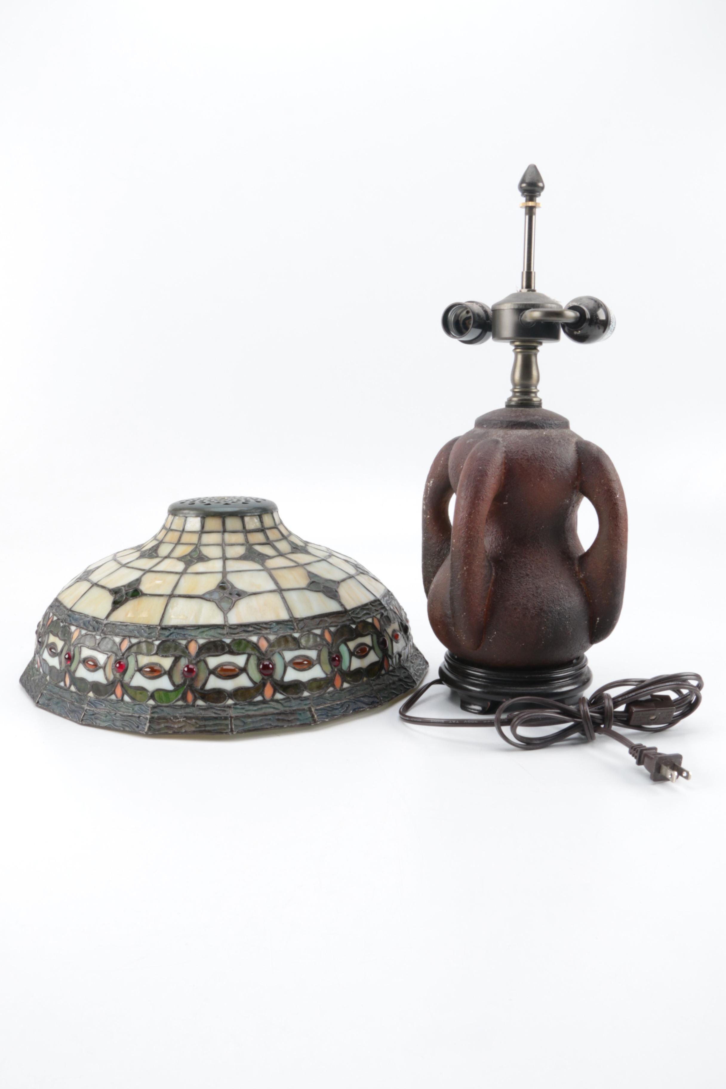 Arts and Crafts Style Table Lamp with Slag Glass Shade