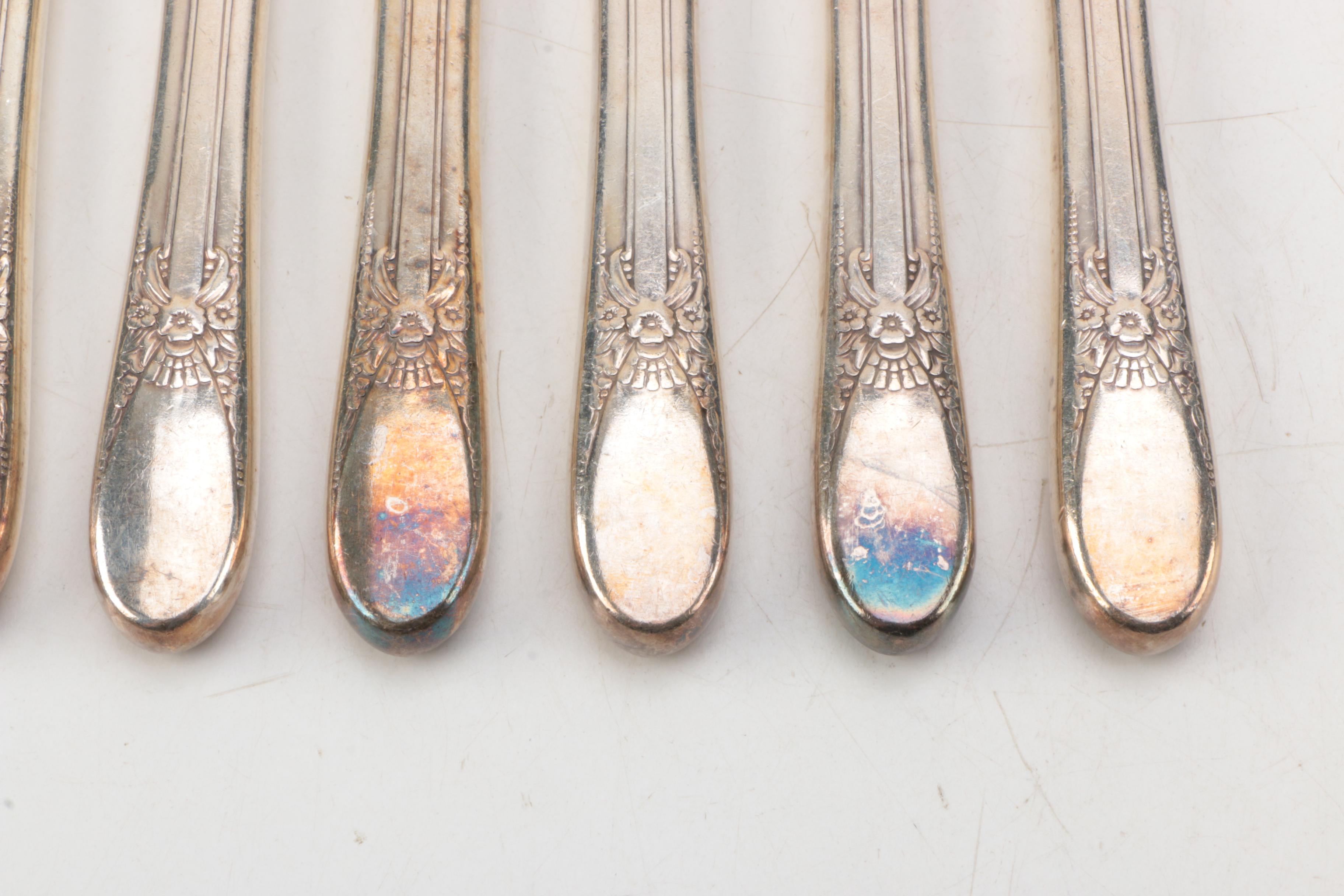 Wm Rogers "Beloved" Silver-Plated Flatware Set