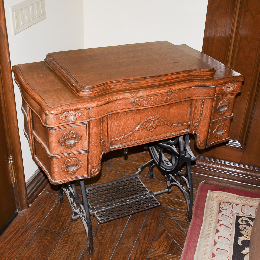 Antique White USA Rotary Sewing Machine
