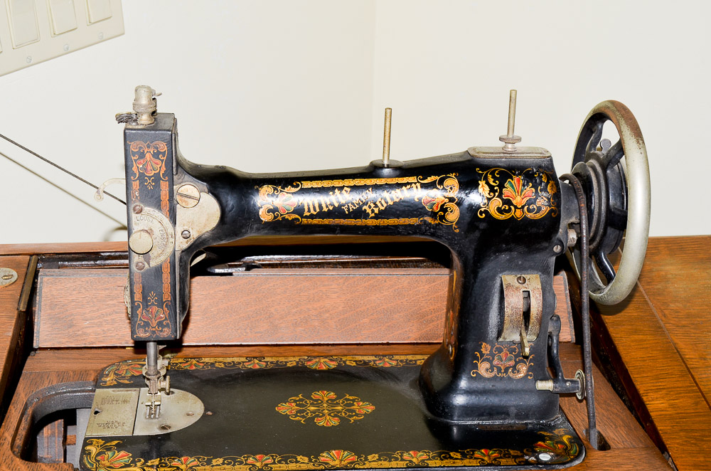 Antique White USA Rotary Sewing Machine