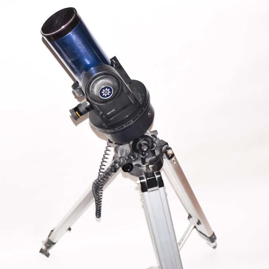 Meade Electronic Telescope with Deluxe Field Tripod