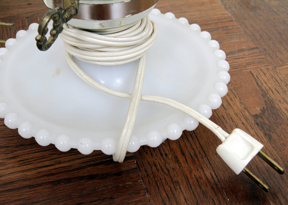 Assortment of Vintage Milk Glass Accent Lamps