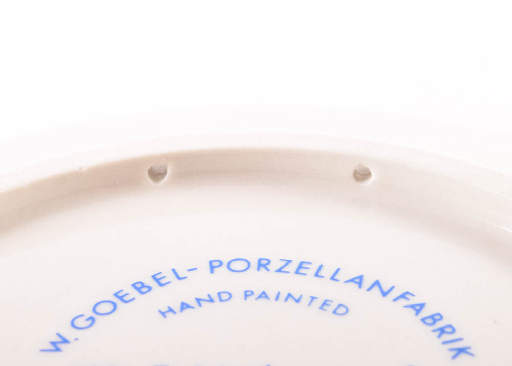 Circa 1970 Goebel Annual M.J. Hummel Porcelain Plates