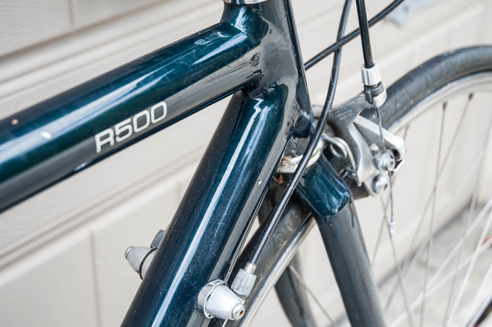 Cannondale R500 2.8 Aluminum Road Bike + Yamika Car Rack